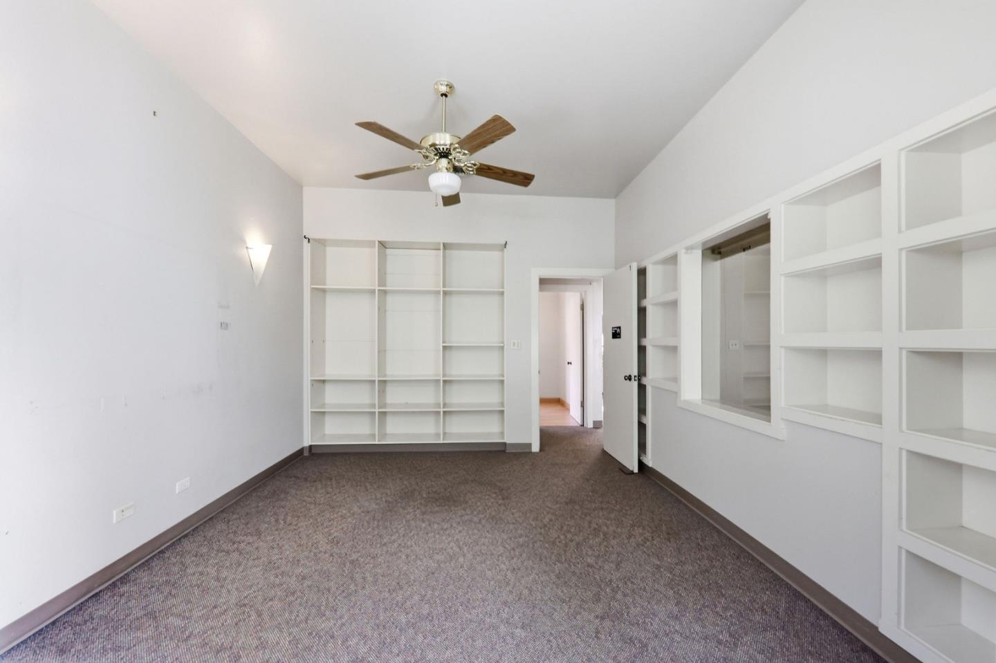 271 Austin ST