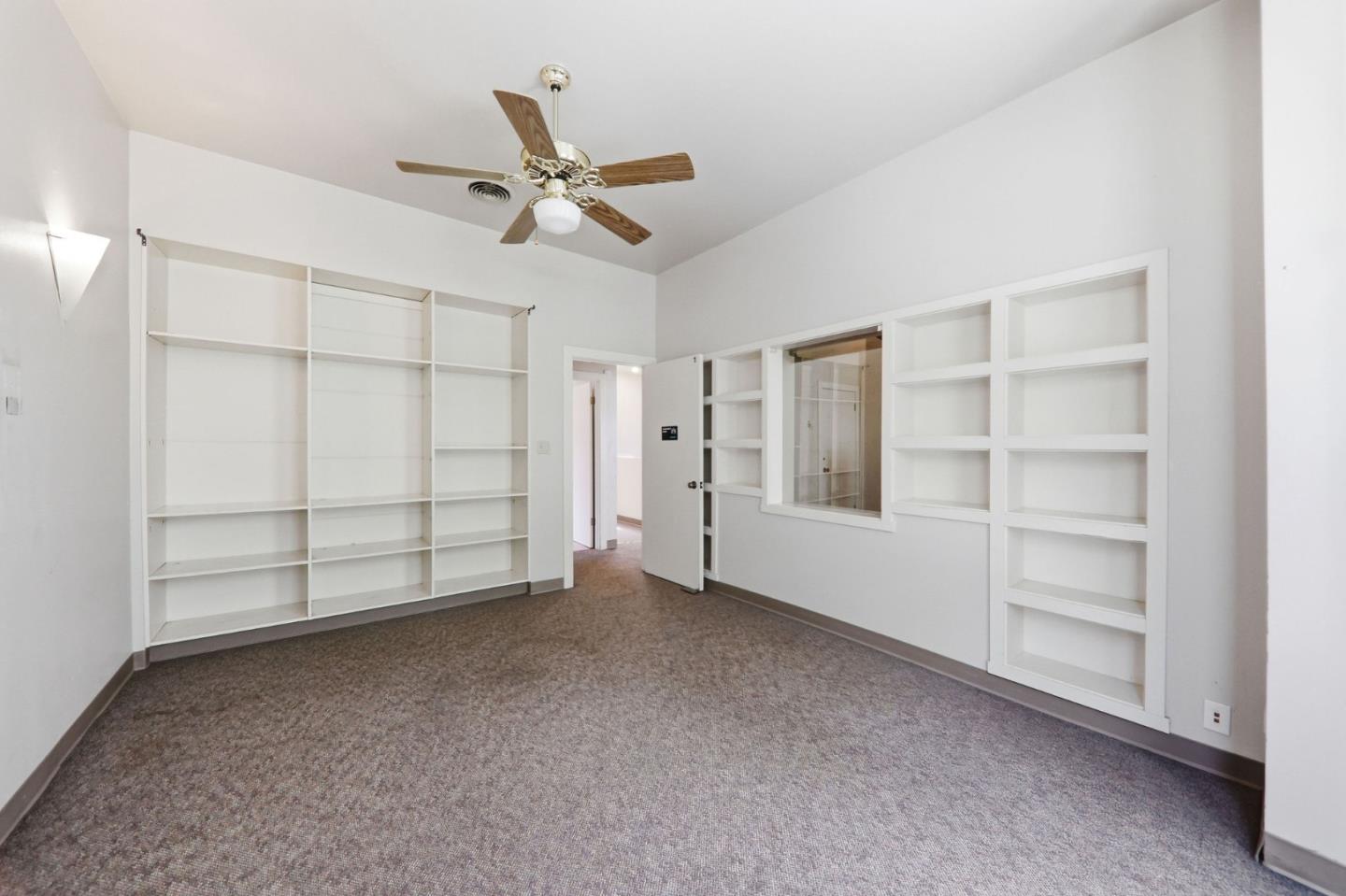 271 Austin ST