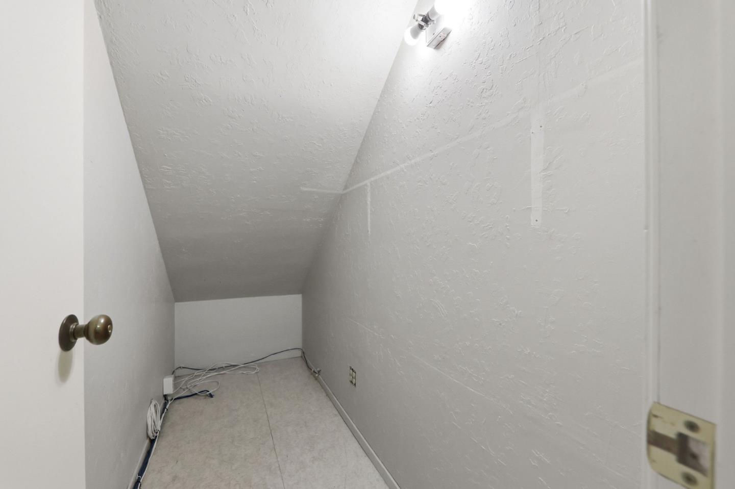 271 Austin ST