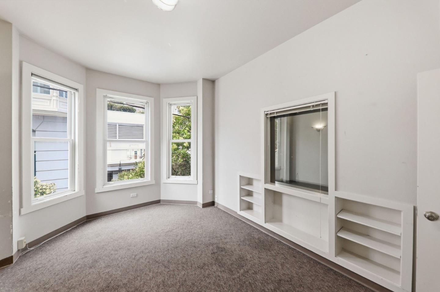 271 Austin ST