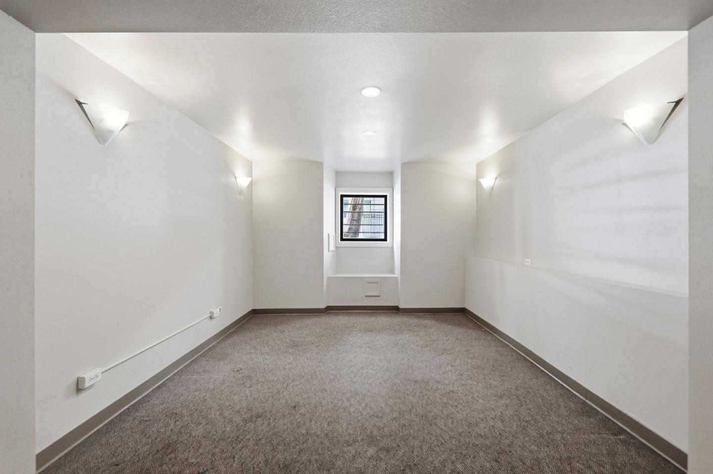 271 Austin ST