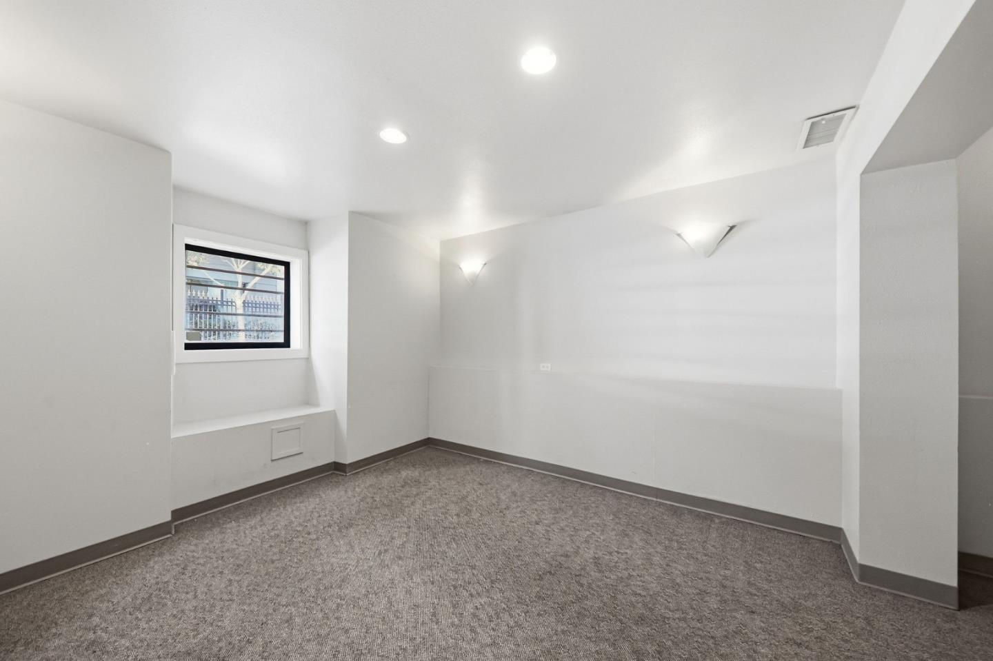 271 Austin ST