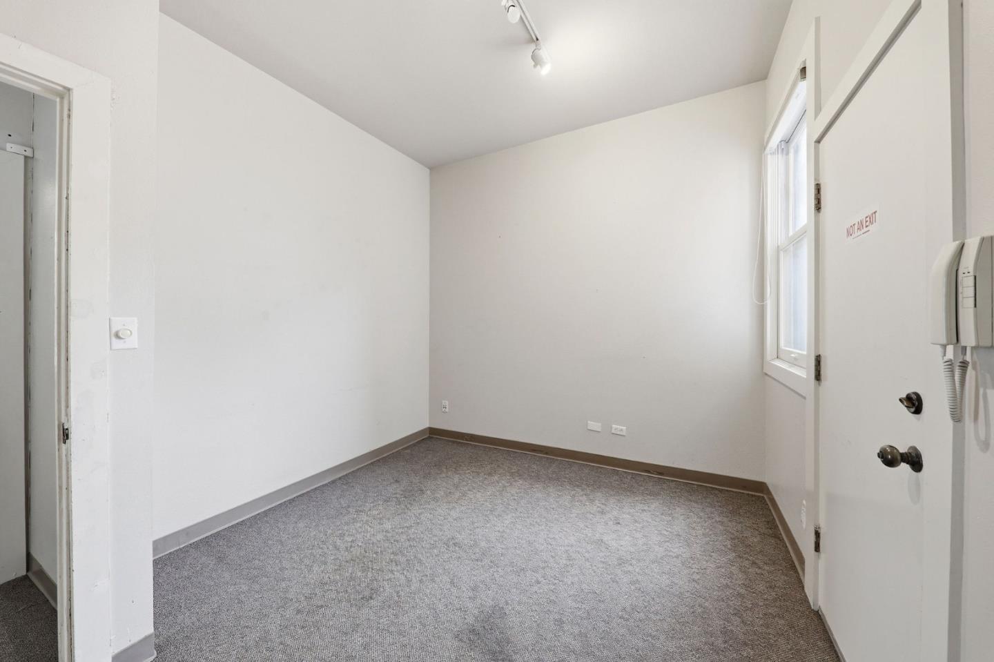 271 Austin ST