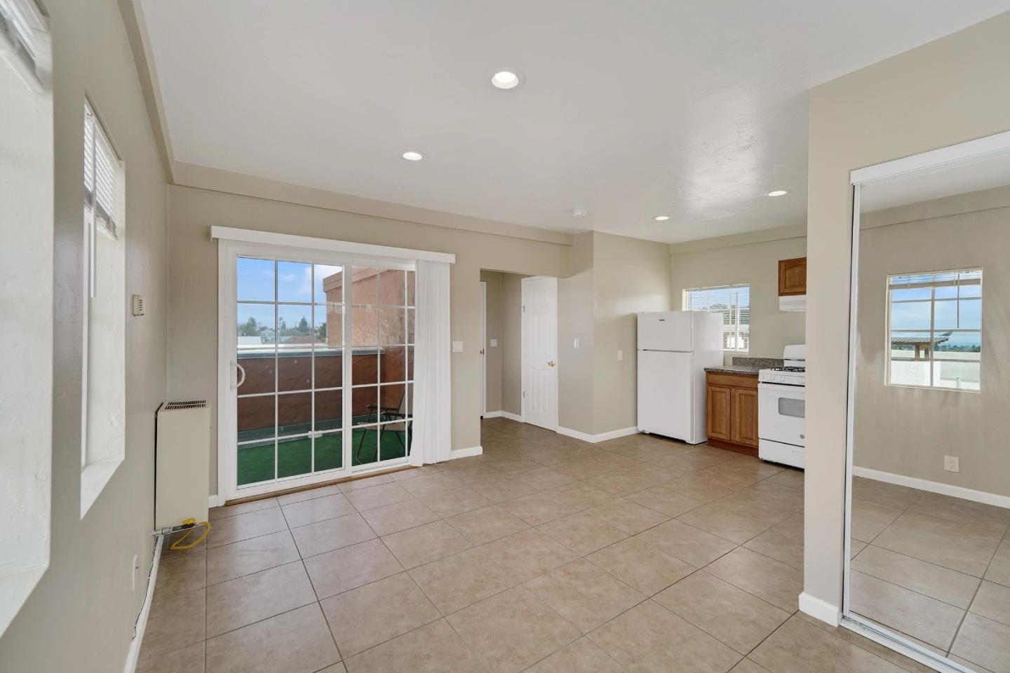 2624 Foothill BLVD