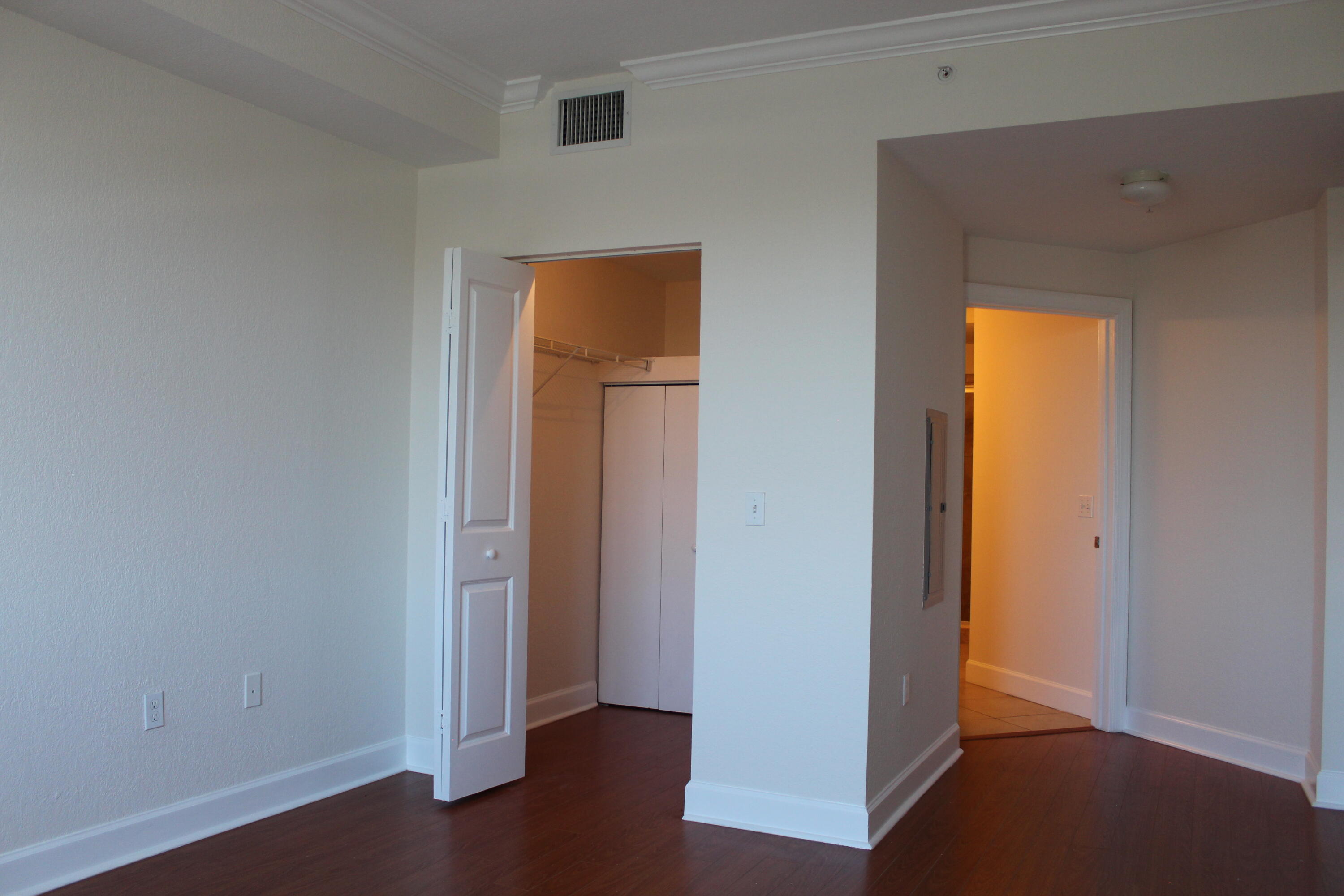 1660 Renaissance Commons Boulevard 2418