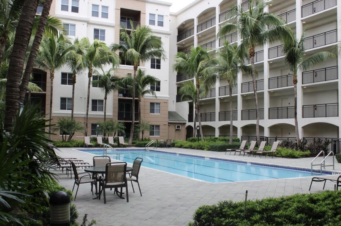 1660 Renaissance Commons Boulevard 2418
