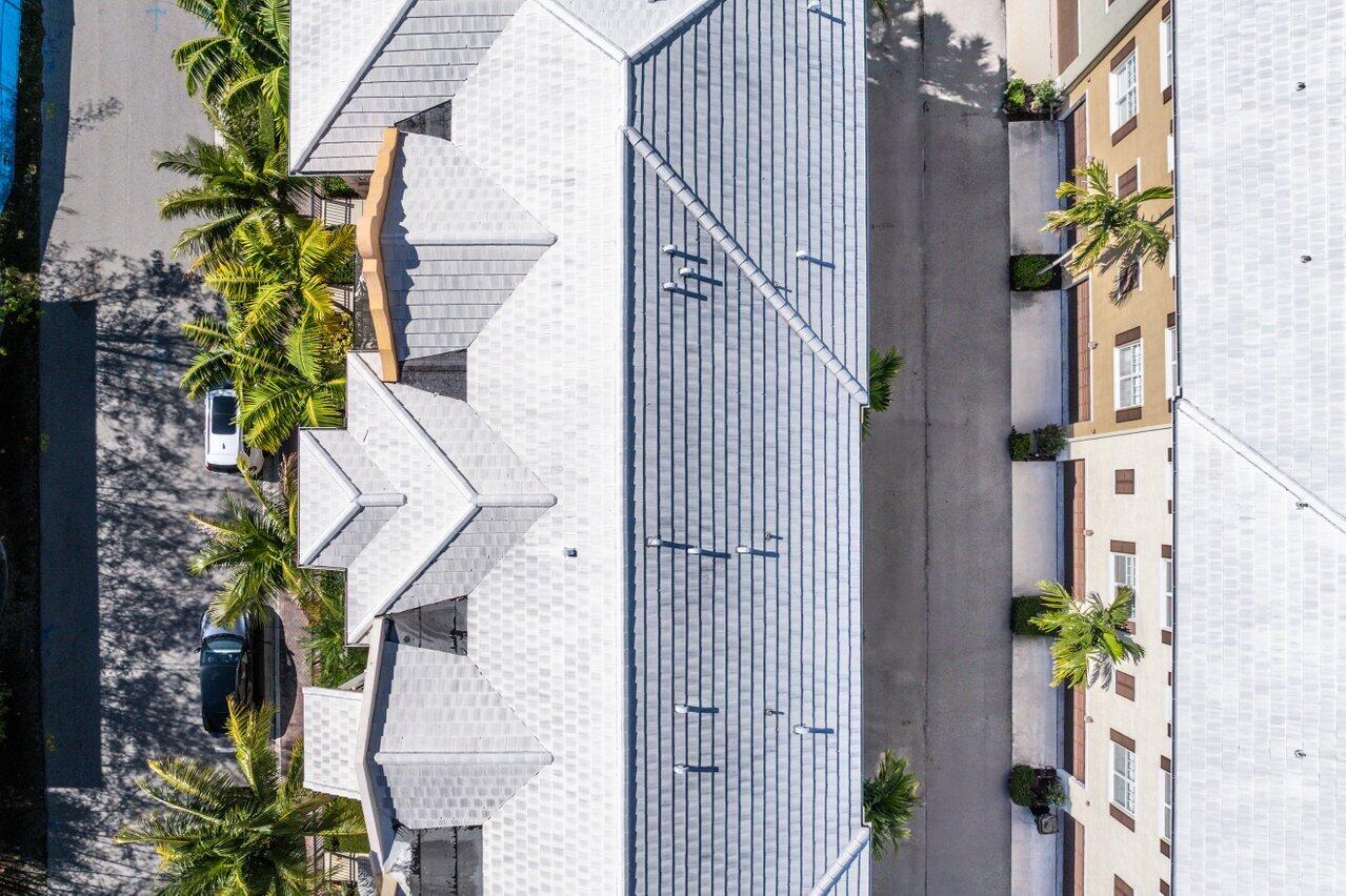 110 SW 1st Avenue