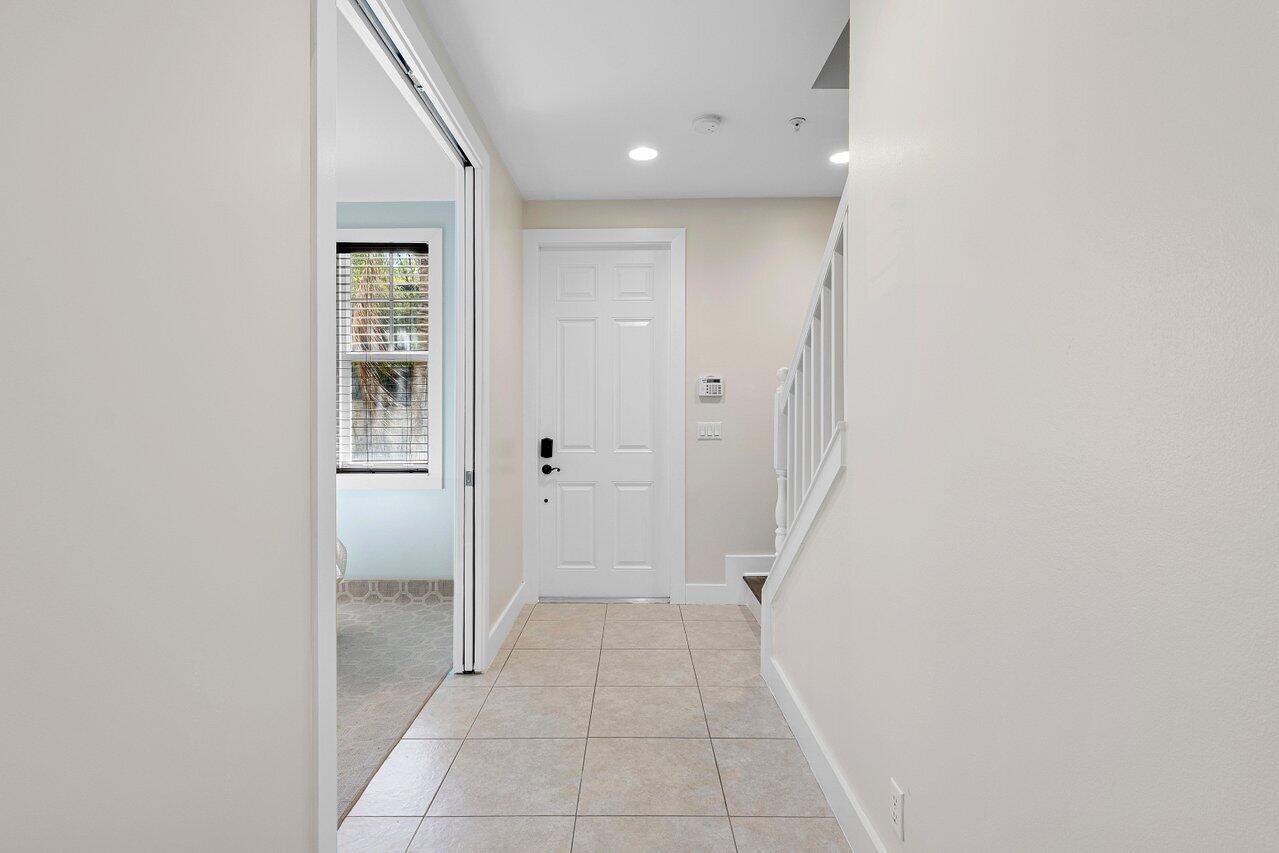 110 SW 1st Avenue
