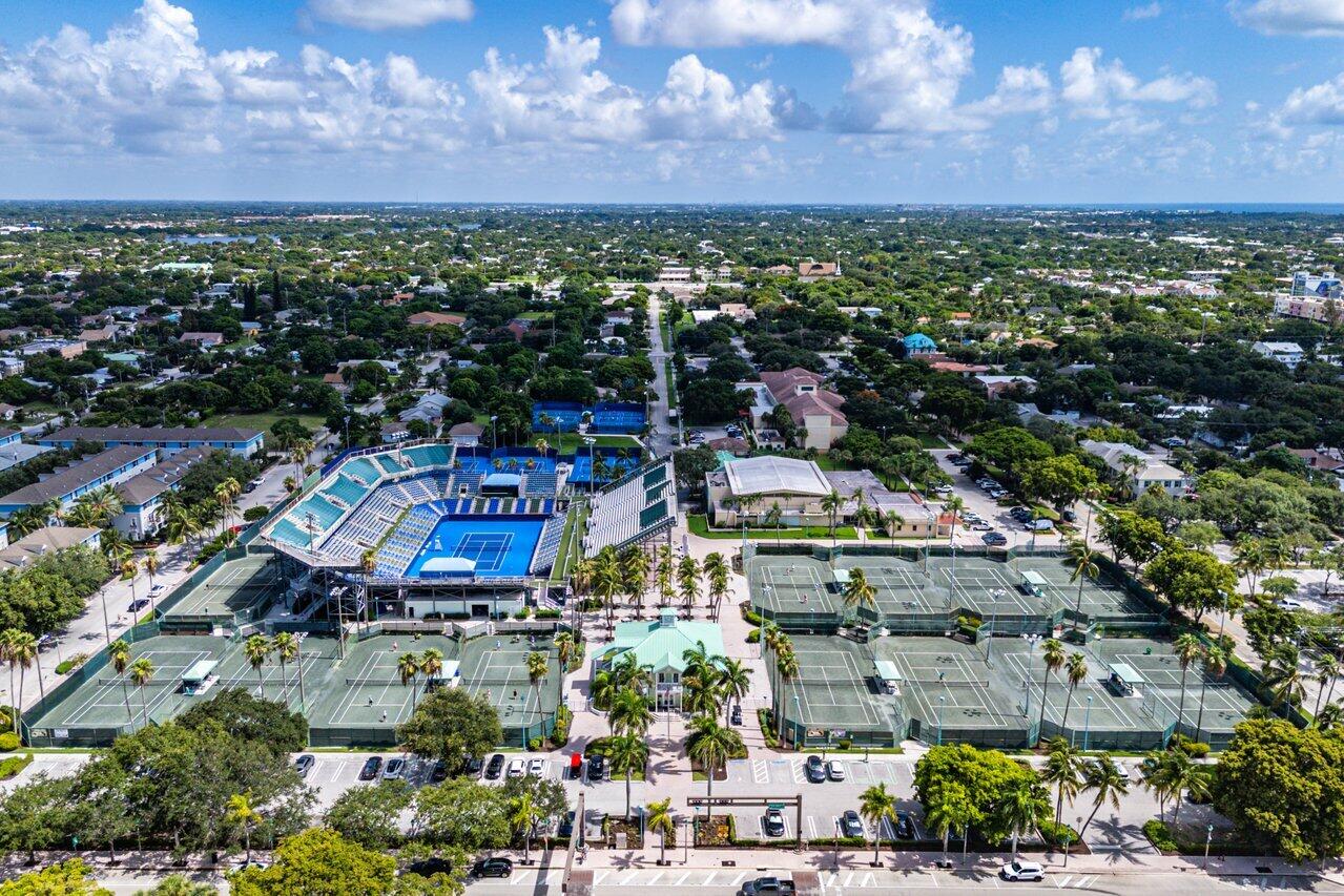 110 SW 1st Avenue