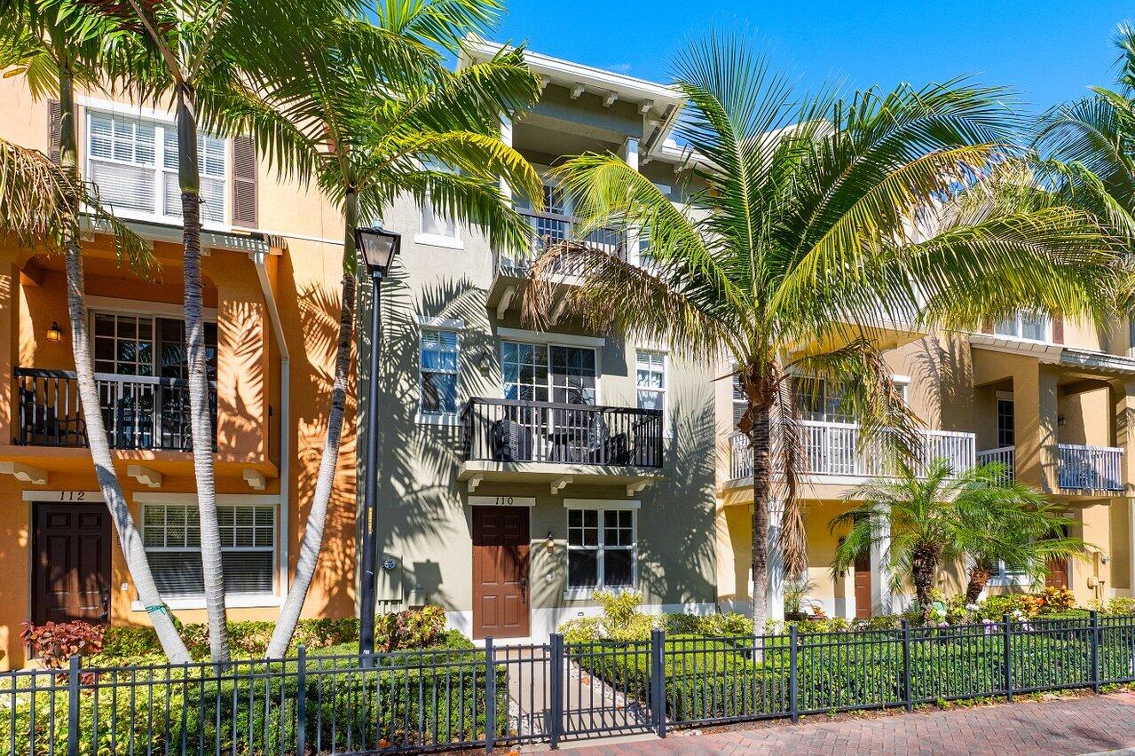110 SW 1st Avenue