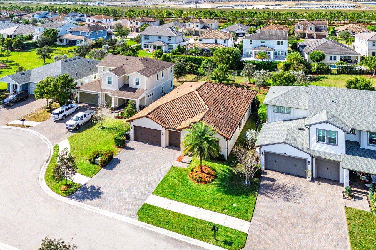 1119 Arrowhead Point Road