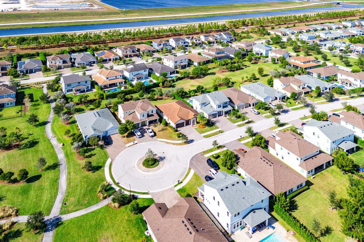 1119 Arrowhead Point Road