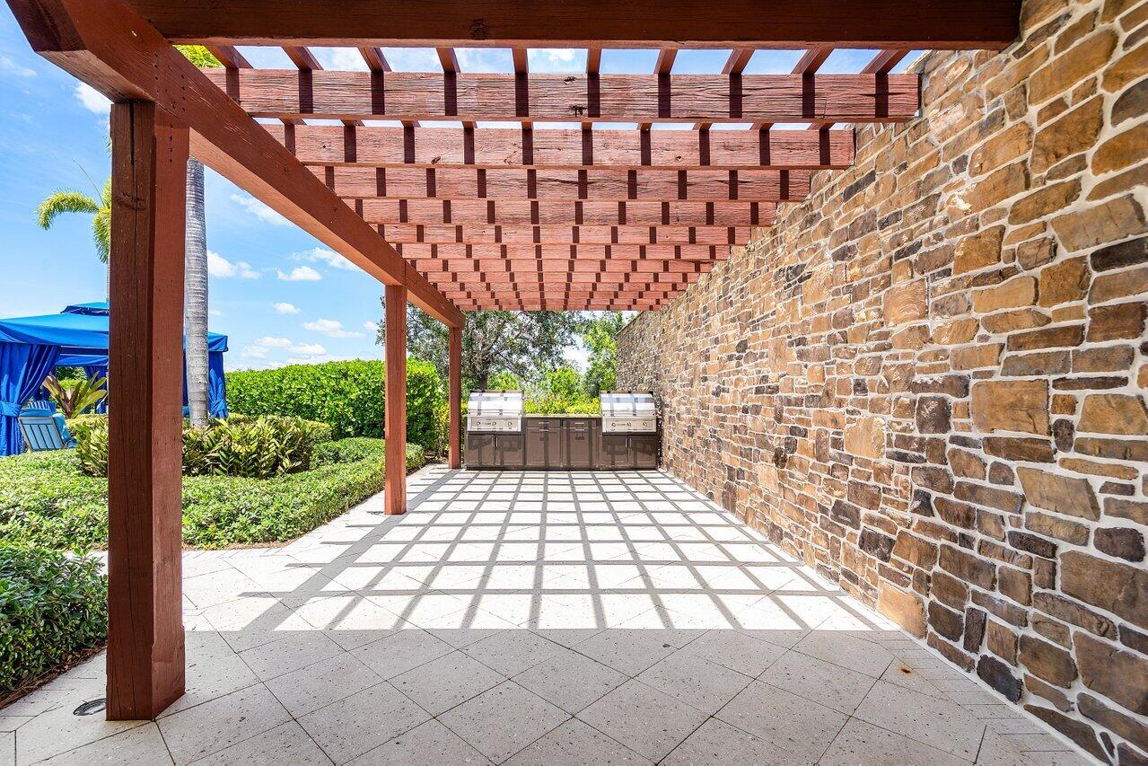 1119 Arrowhead Point Road