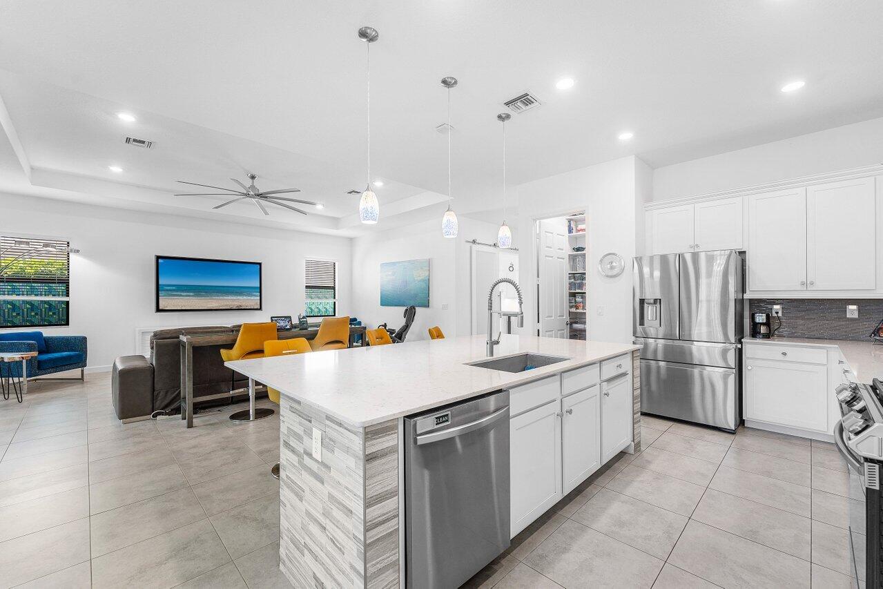 1119 Arrowhead Point Road