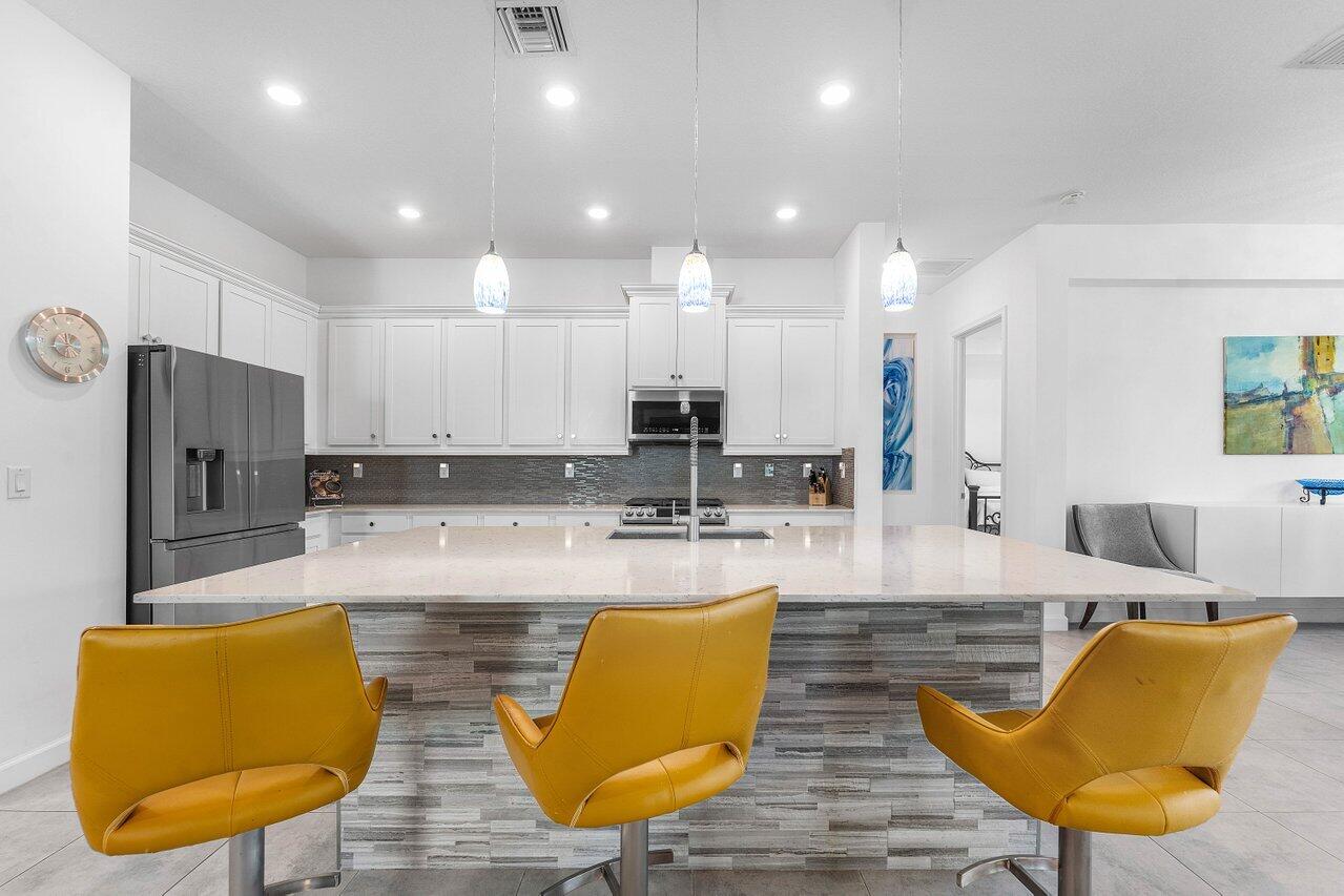 1119 Arrowhead Point Road