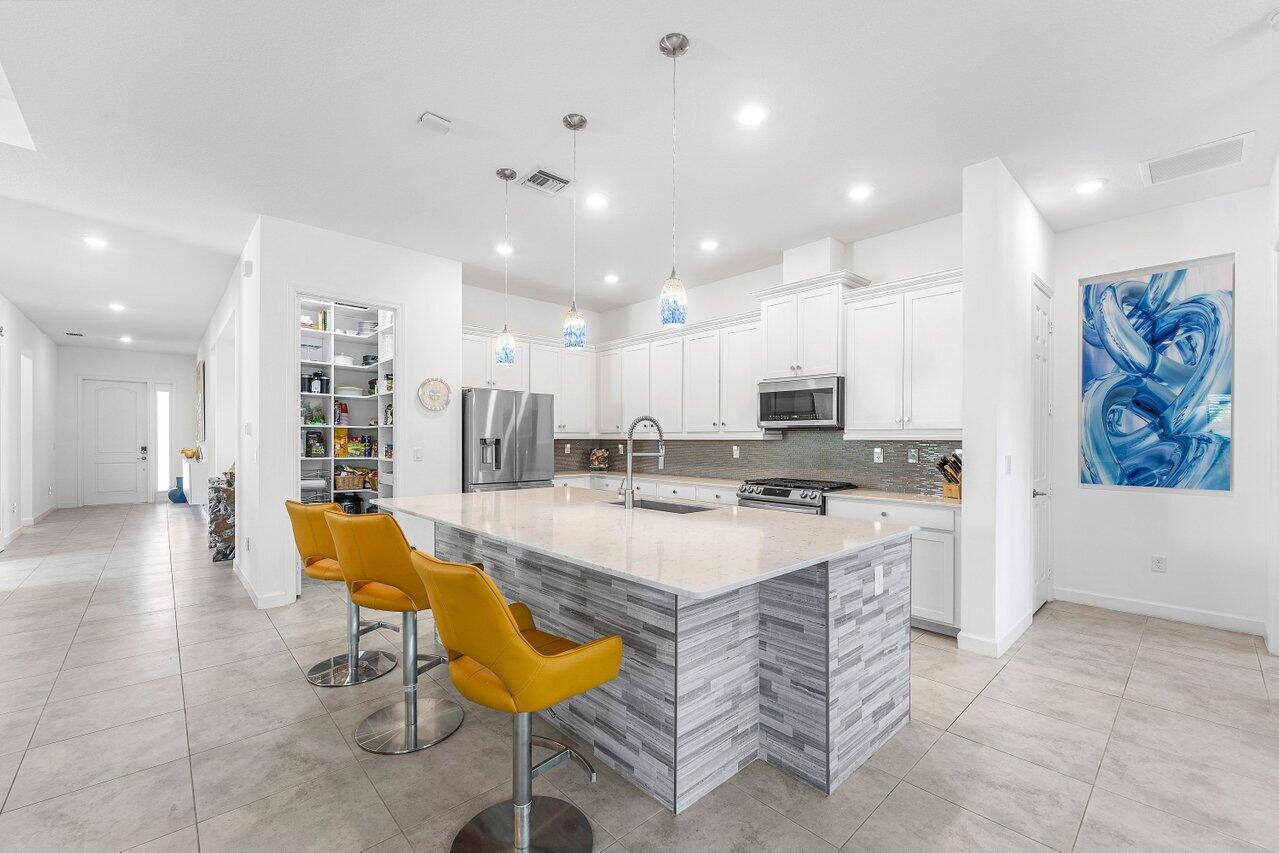 1119 Arrowhead Point Road