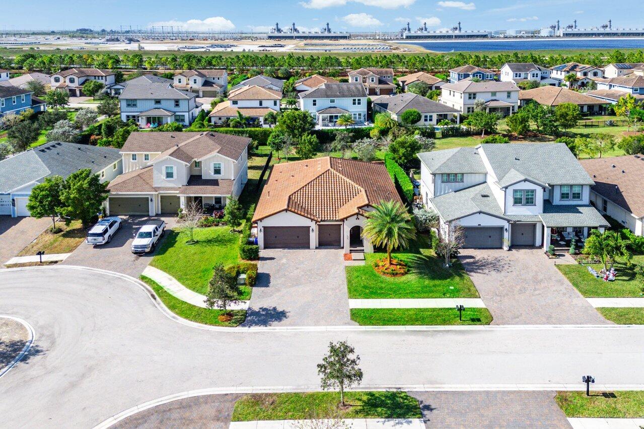 1119 Arrowhead Point Road