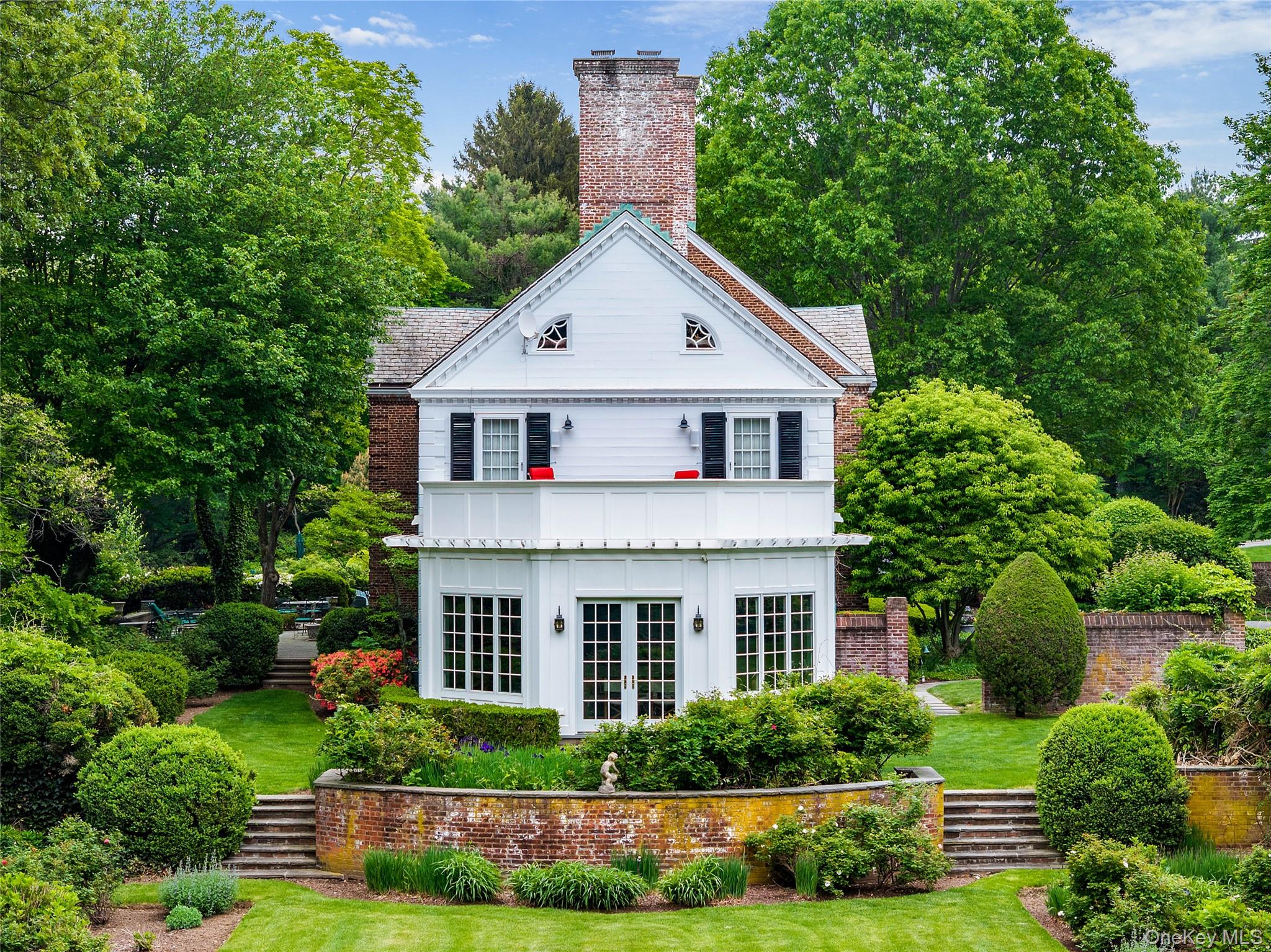 52 Piping Rock Road