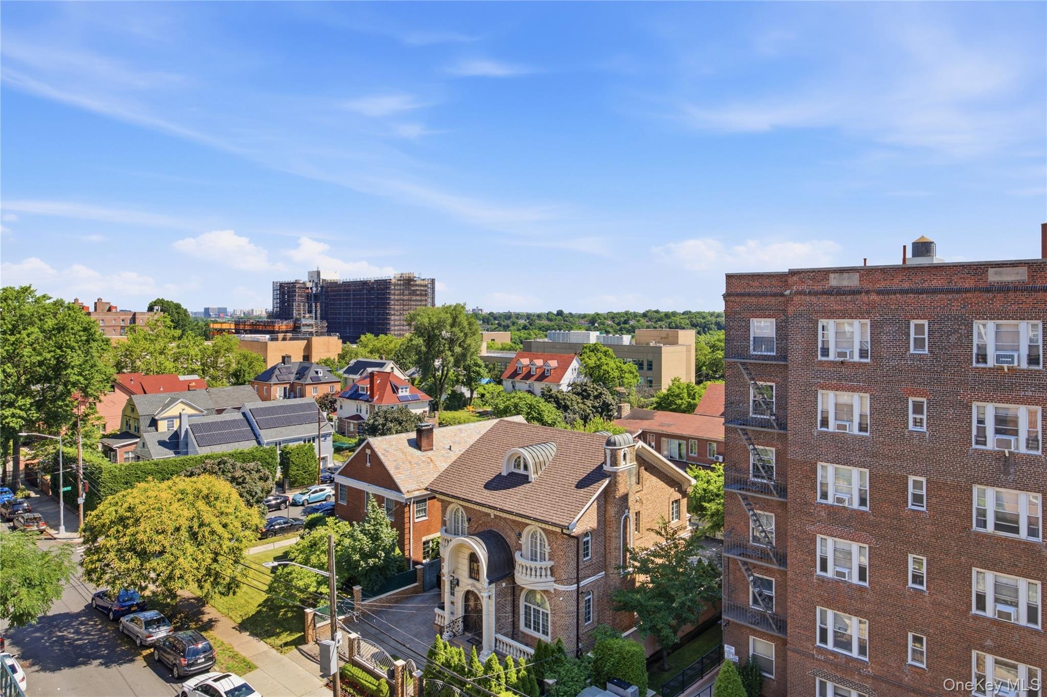 72-10 112 Street Unit: 6G