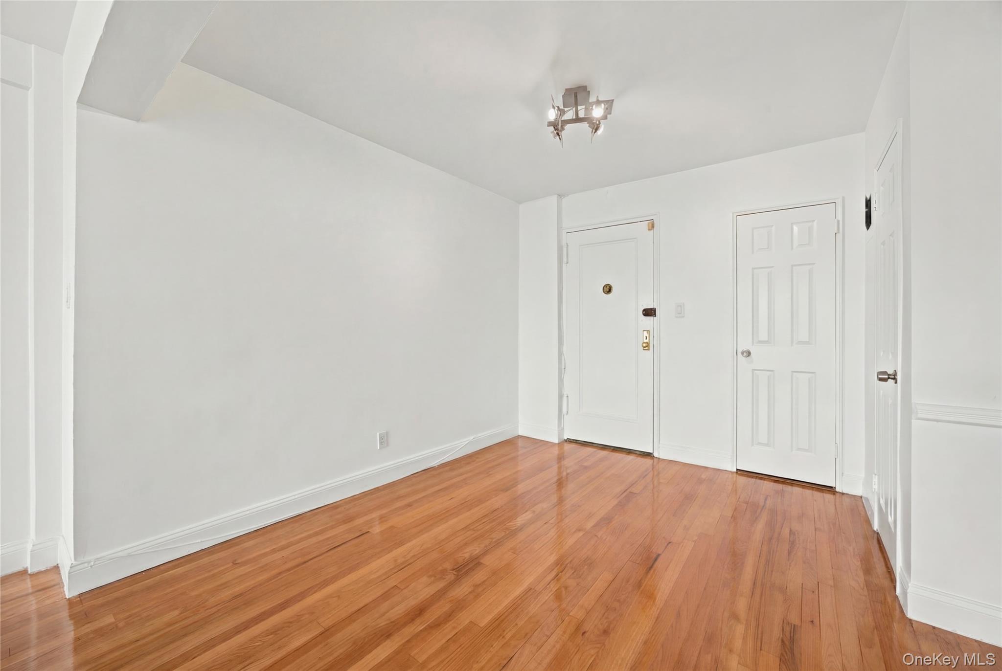 72-10 112 Street Unit: 6G