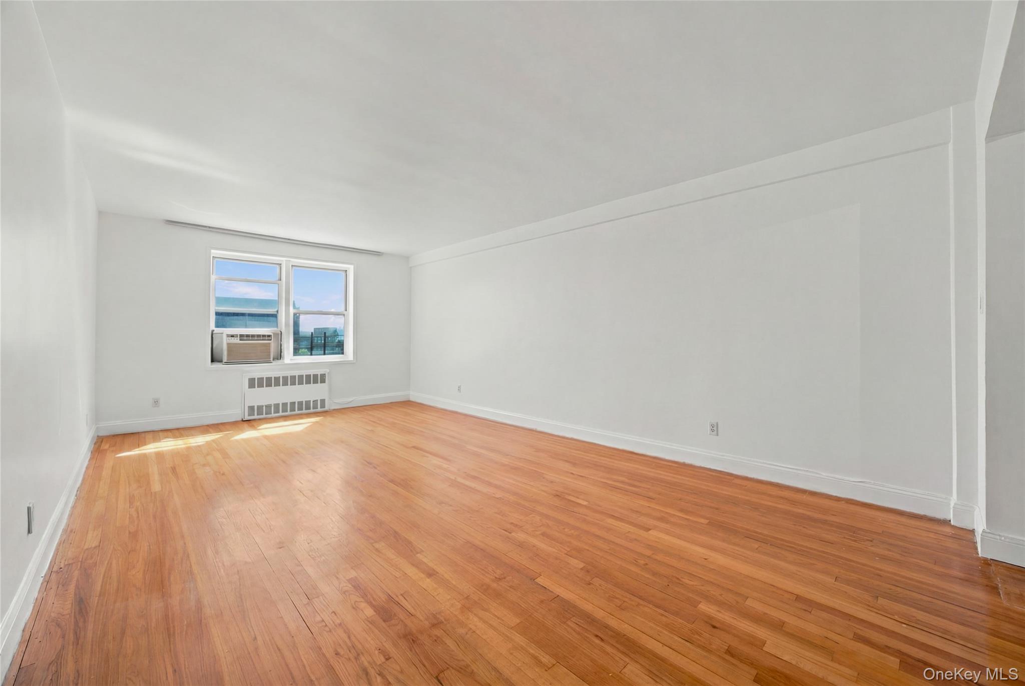 72-10 112 Street Unit: 6G