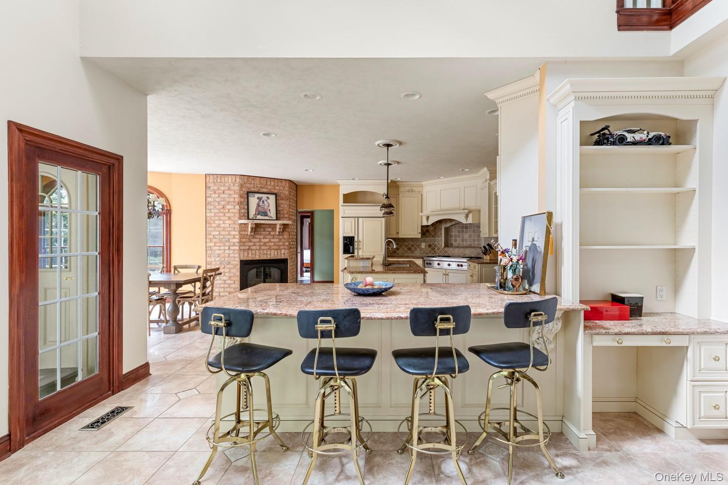 12 Mondavi Lane