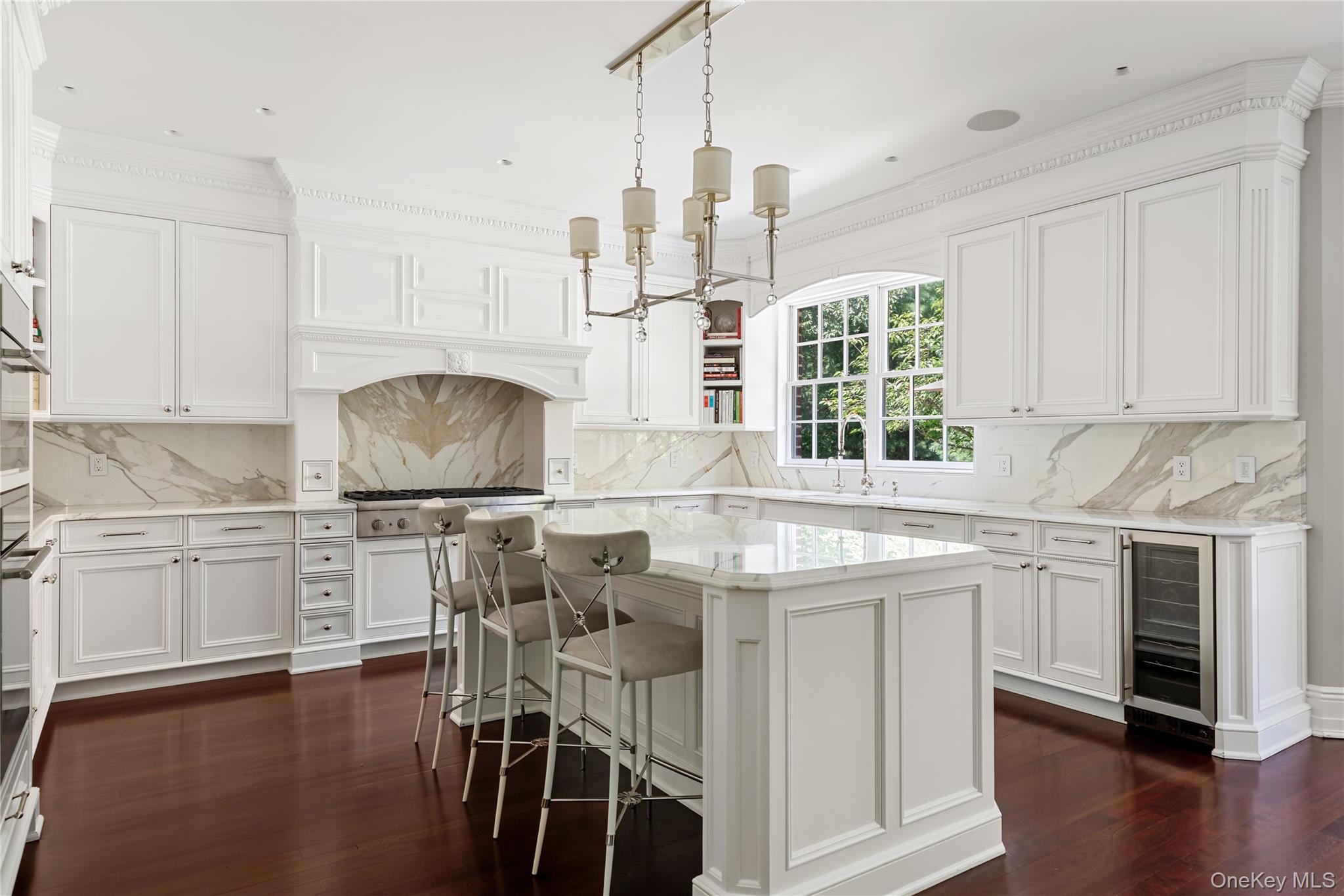 898 Chicken Valley Road