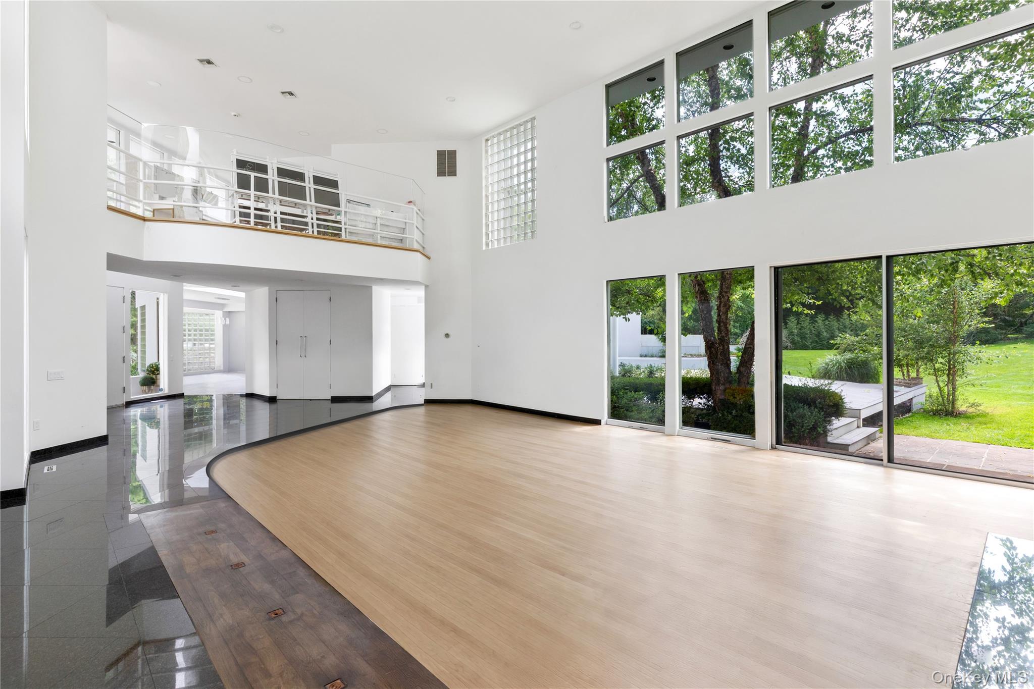 1 Vista Drive