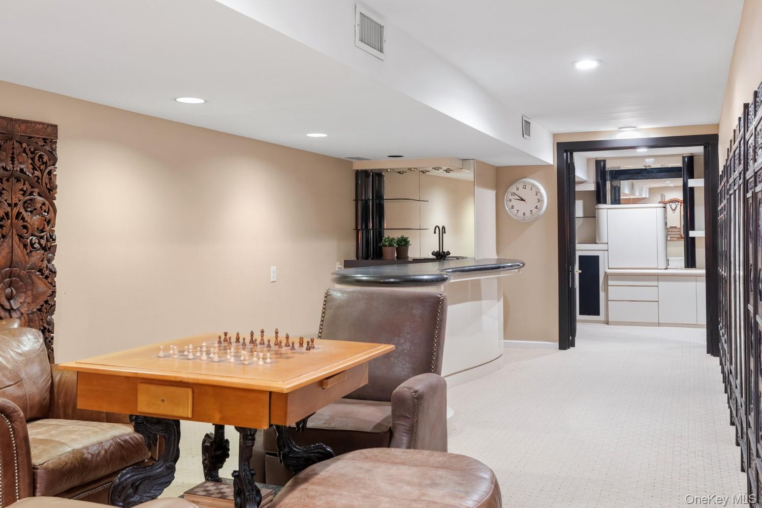10 Laurel Woods Drive