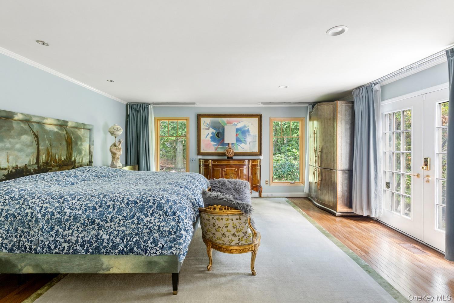 10 Laurel Woods Drive