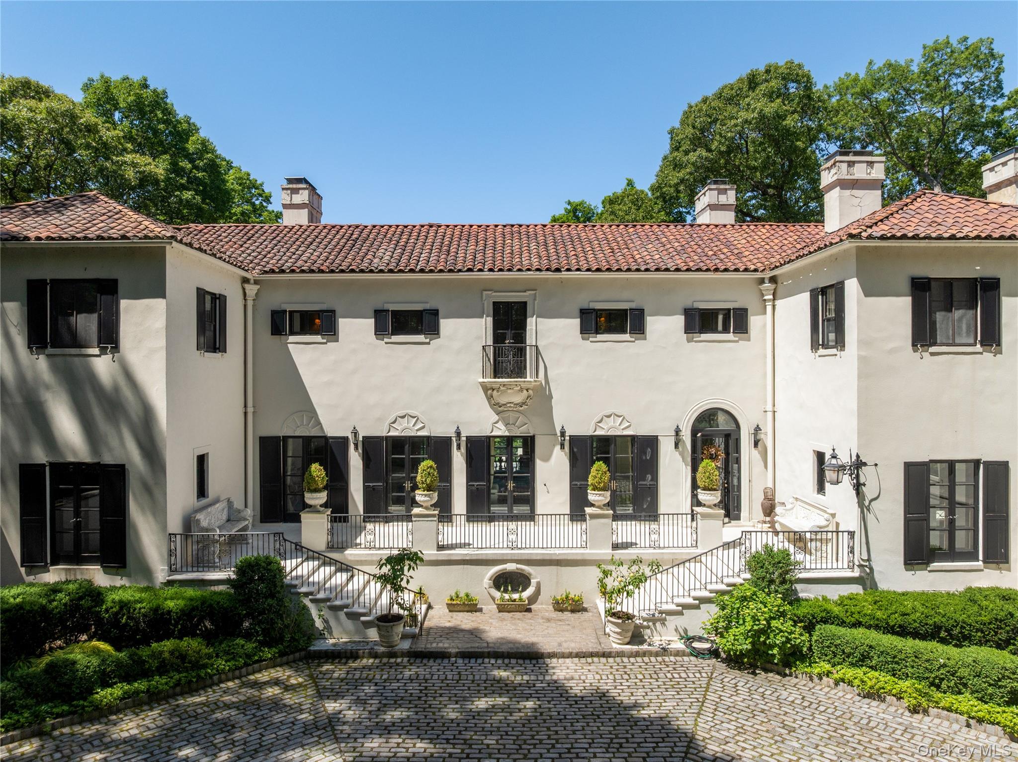 100 Horseshoe Road