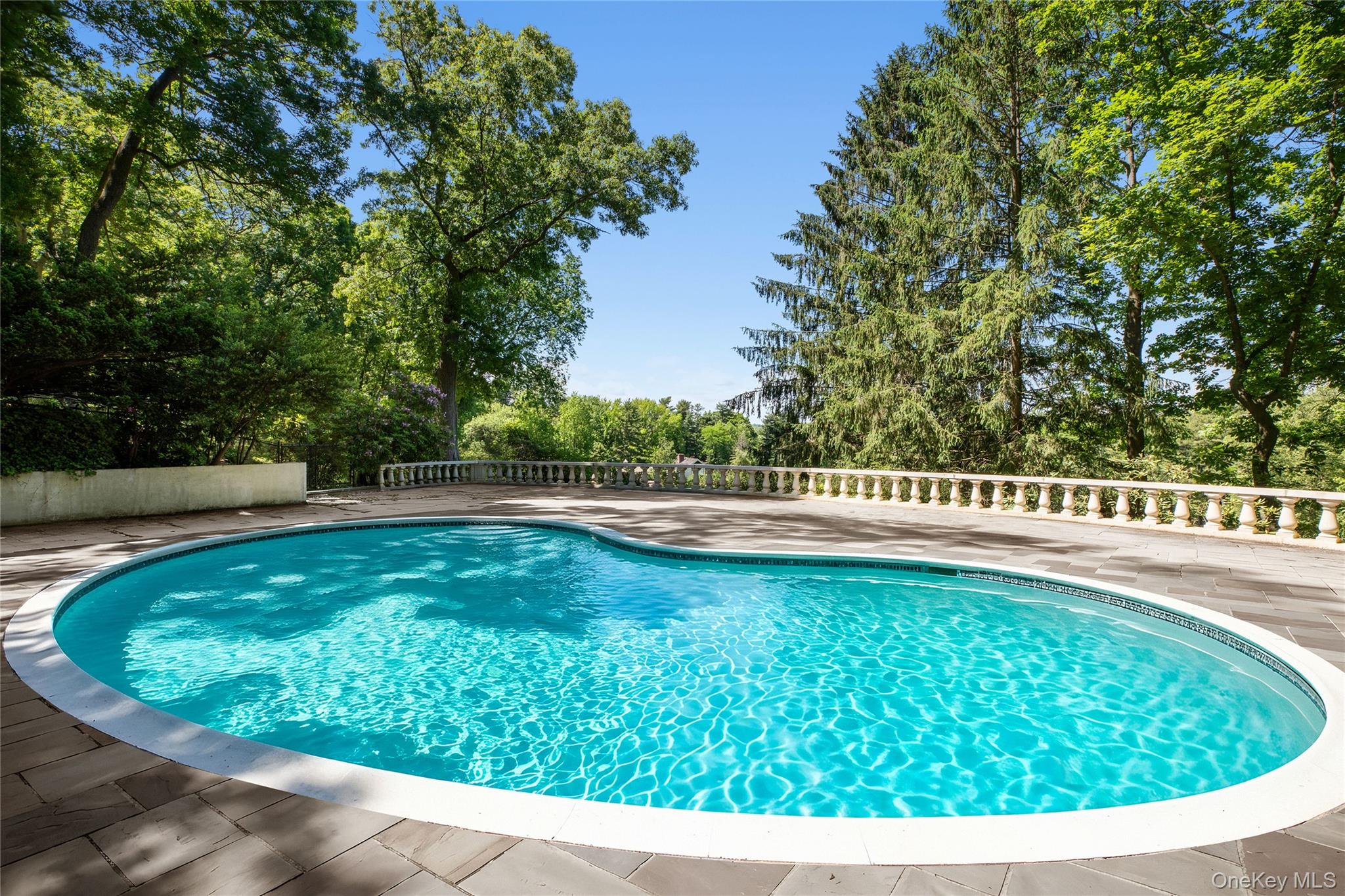 100 Horseshoe Road