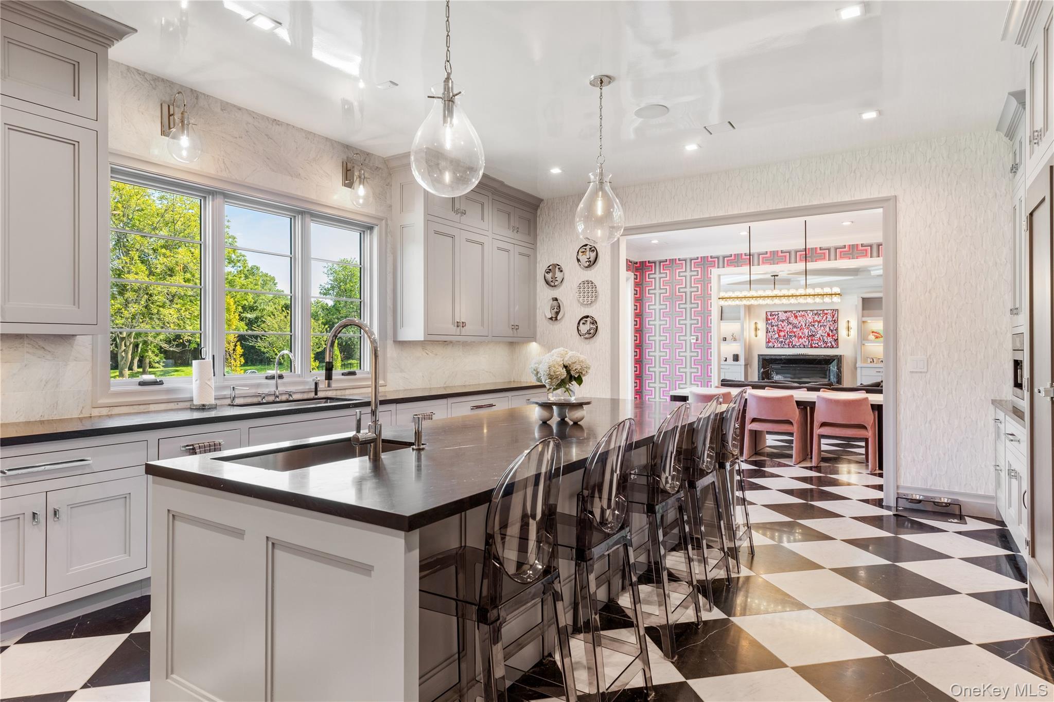 18 Evergreen Way