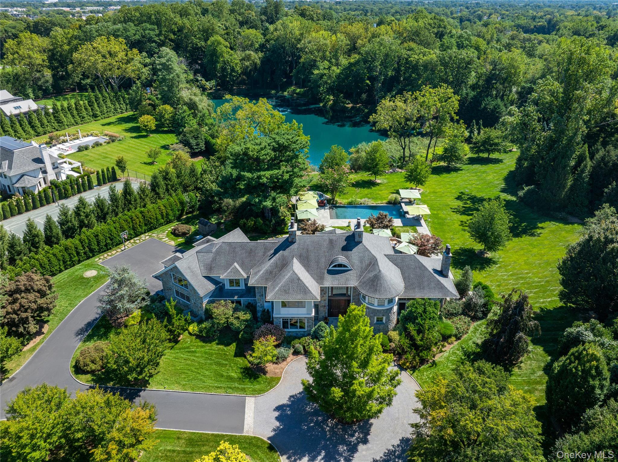 1 Hidden Pond Drive