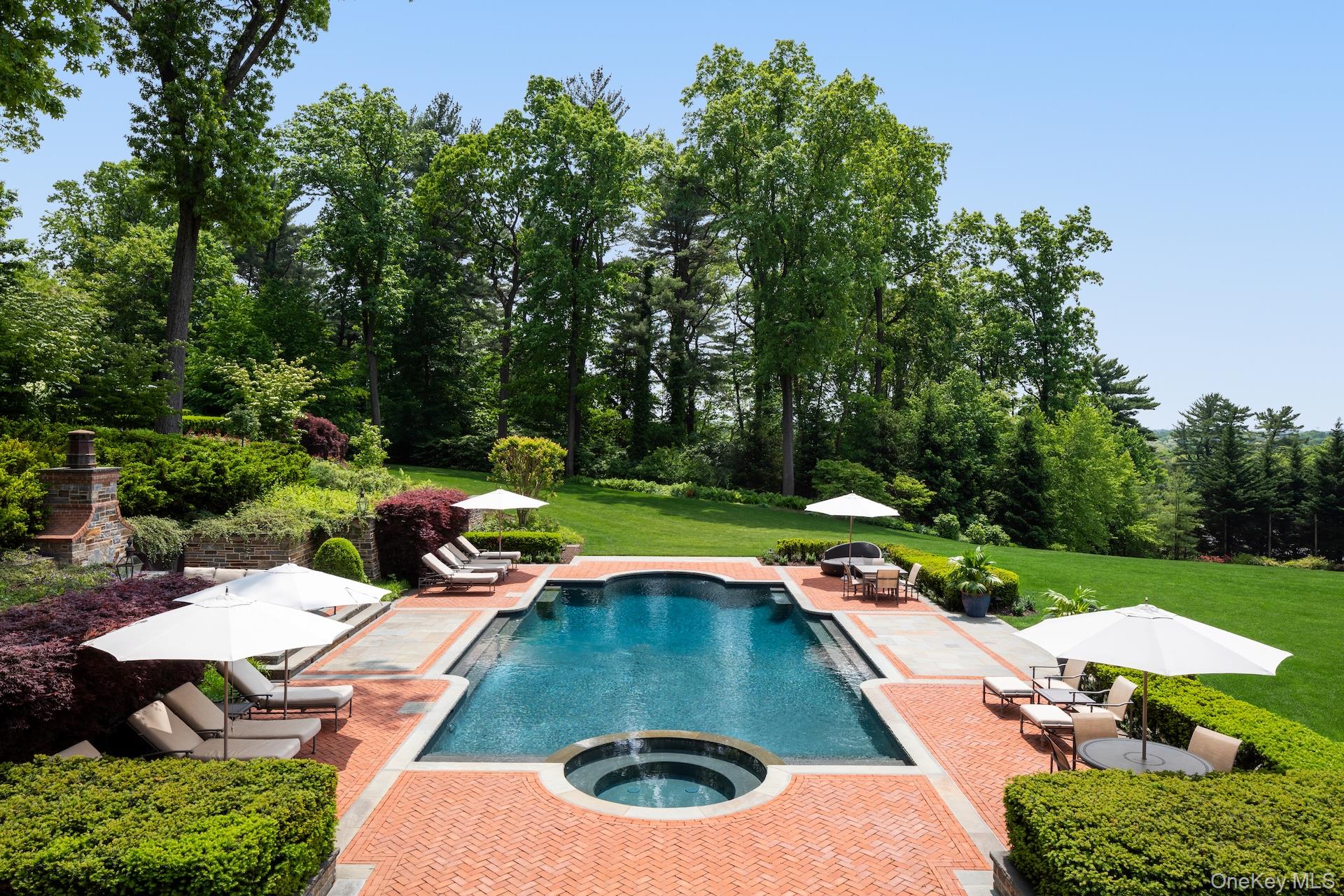 6 Spring Hill Lane
