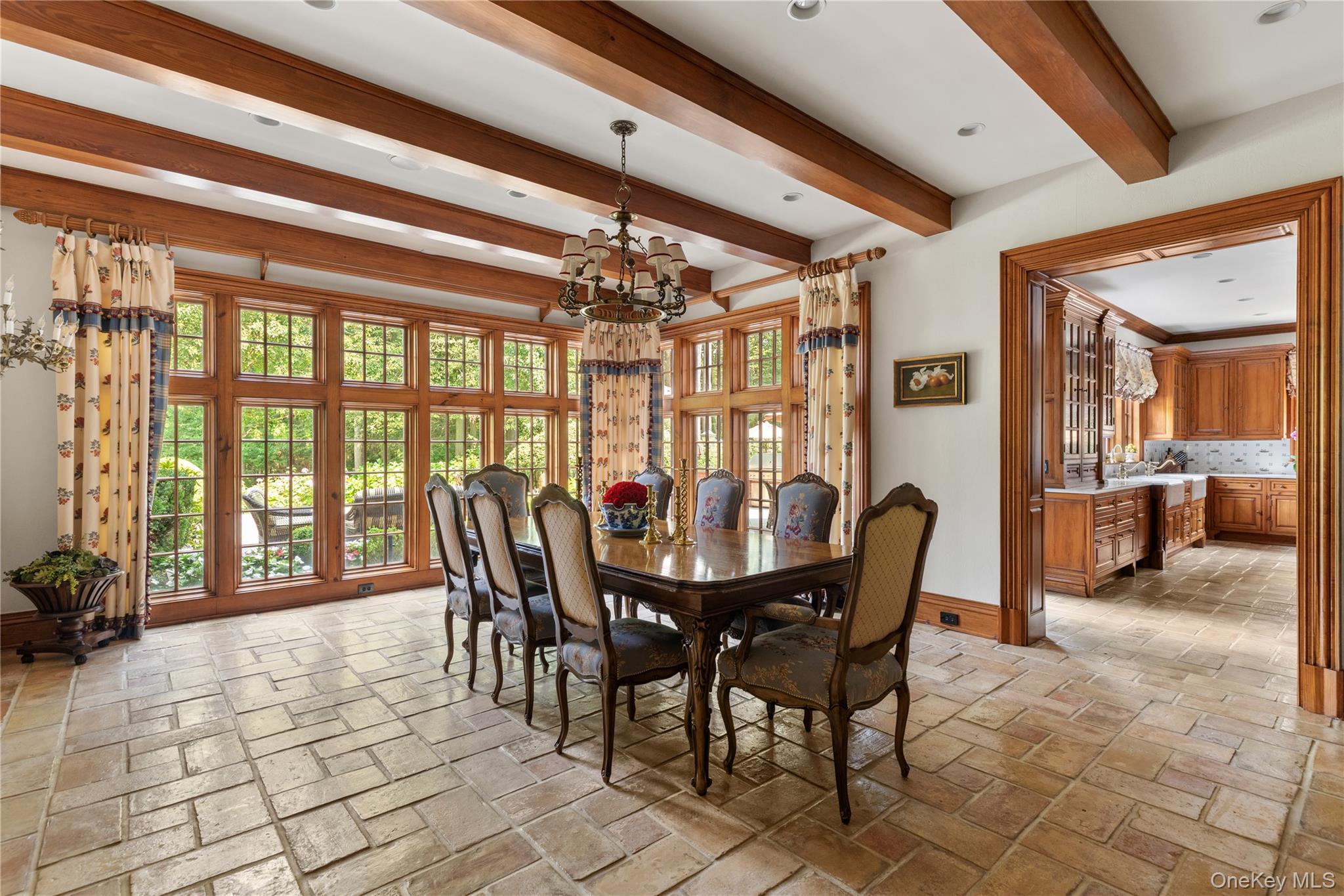 39 Chestnut Hill Drive