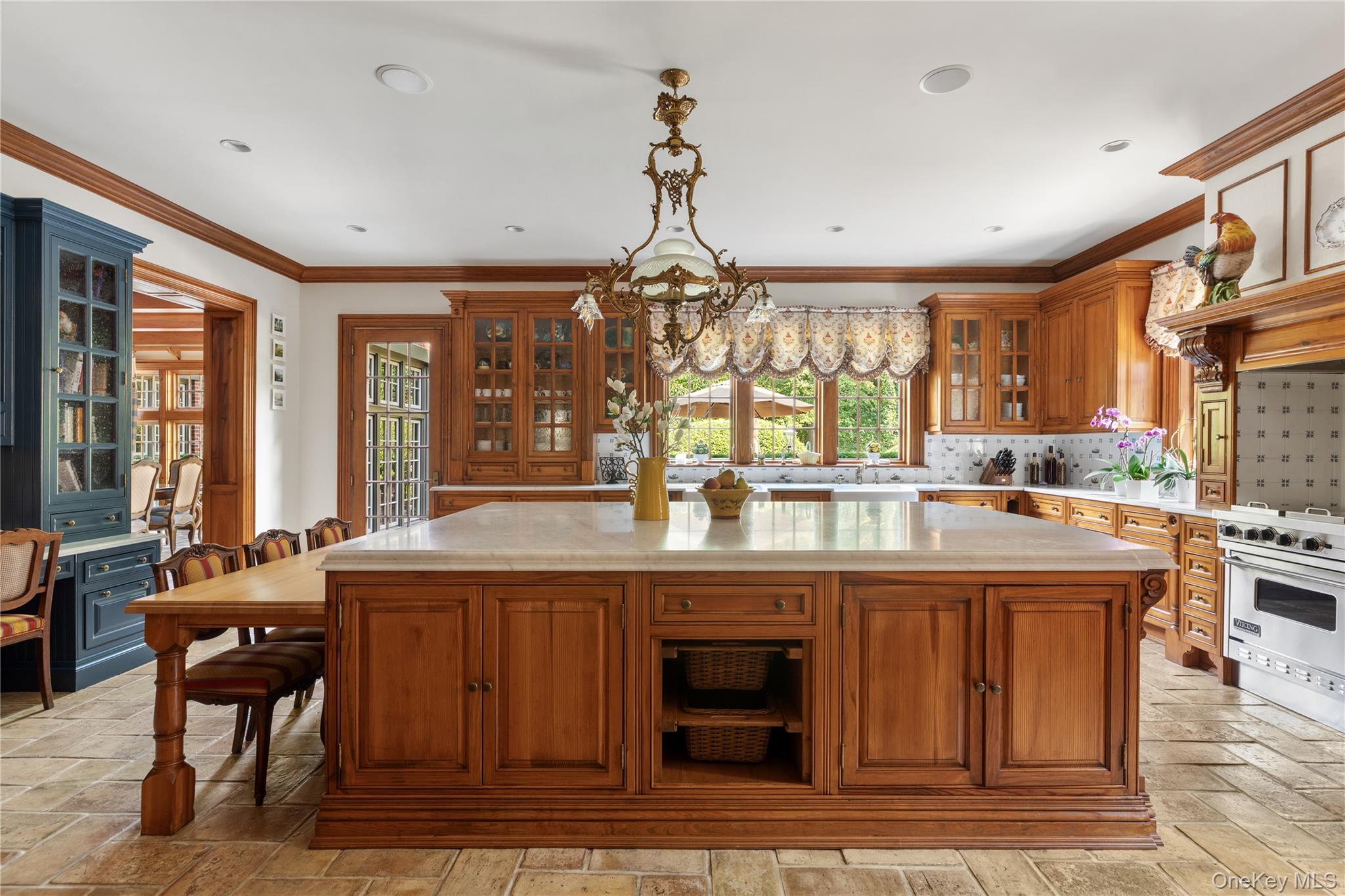 39 Chestnut Hill Drive