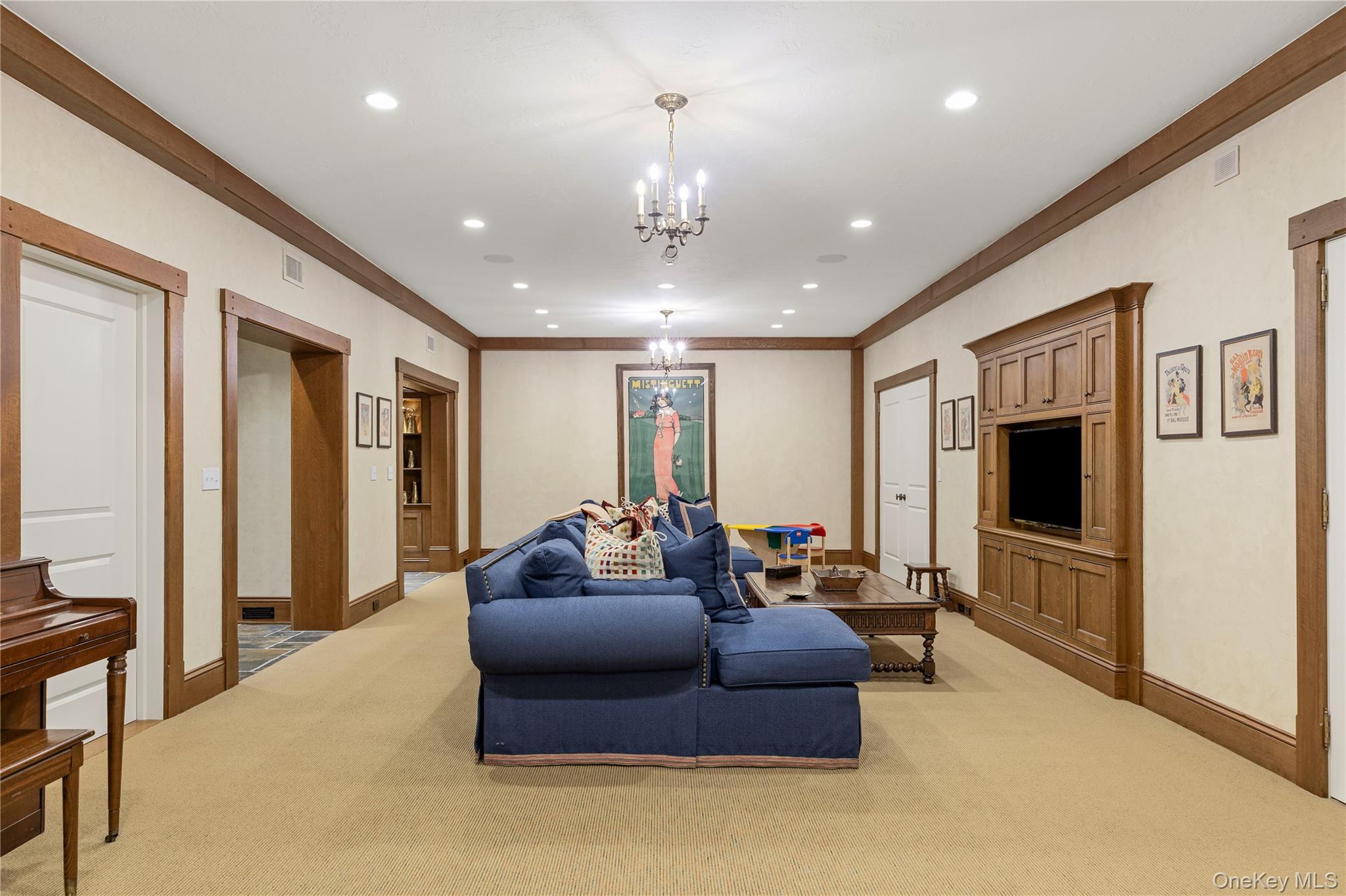 39 Chestnut Hill Drive