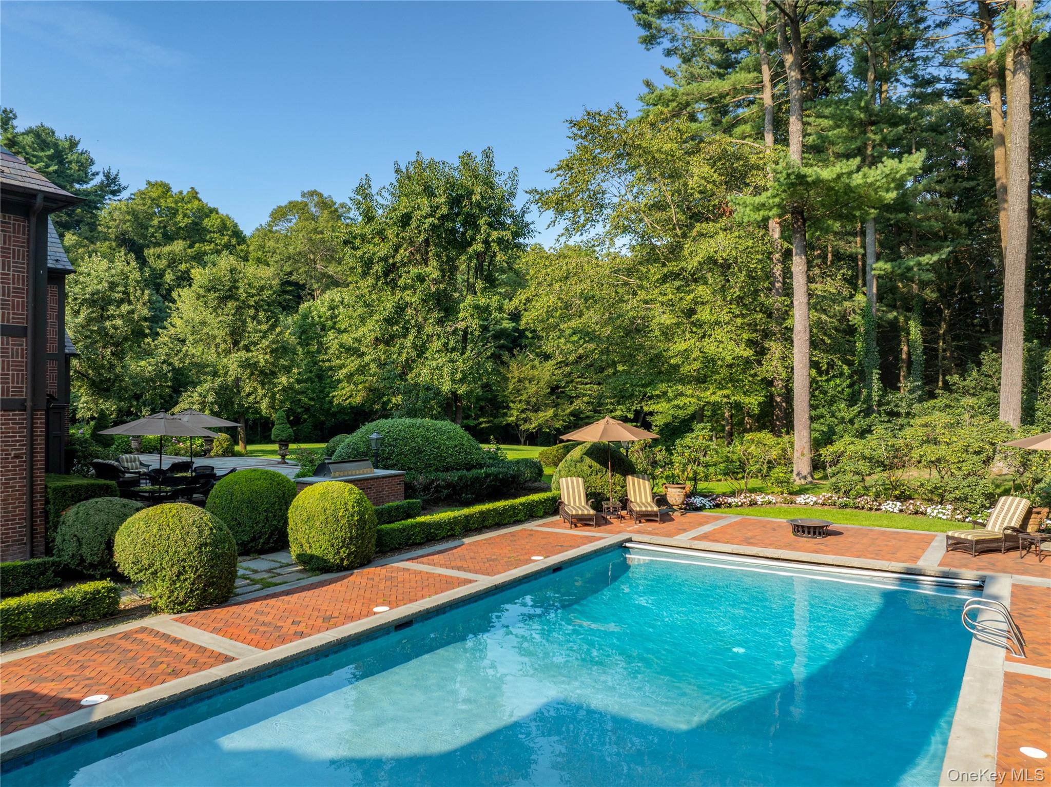 39 Chestnut Hill Drive