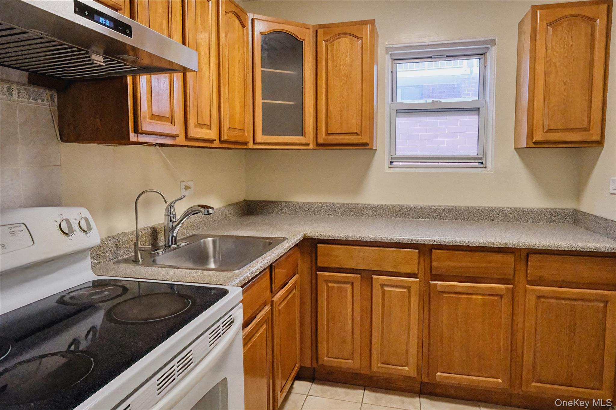 136-35 Maple Avenue Unit: 4E