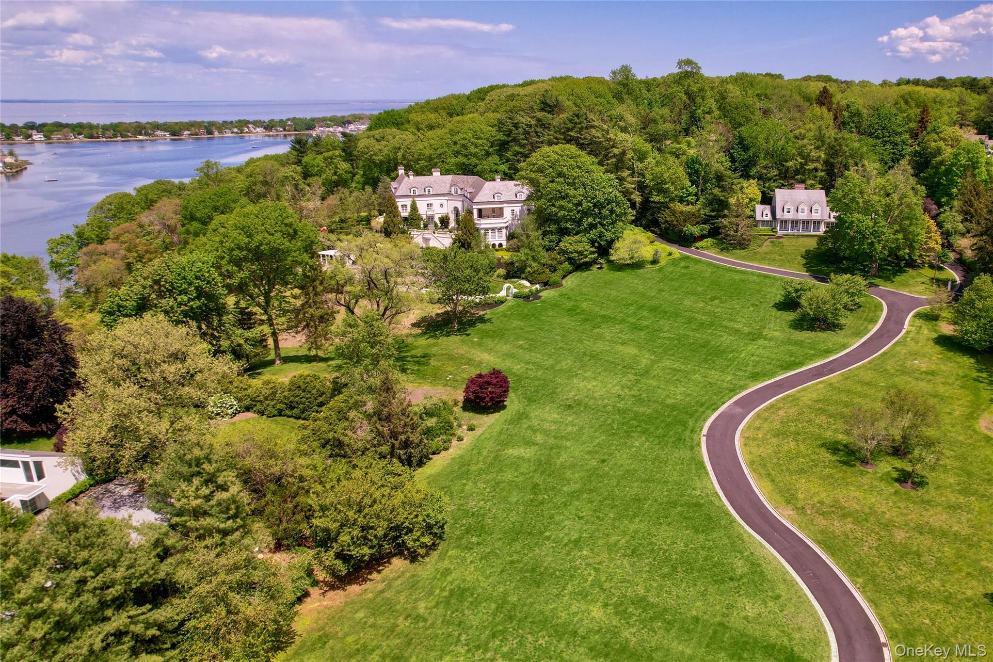 112 Horseshoe Road