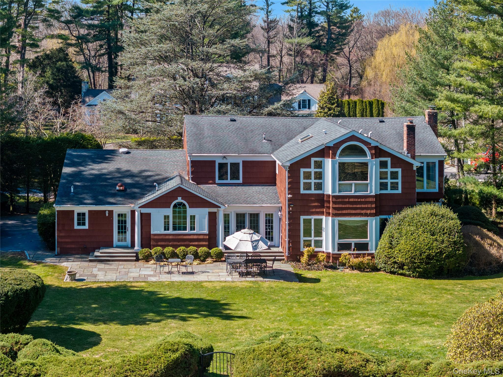6 Longridge Lane