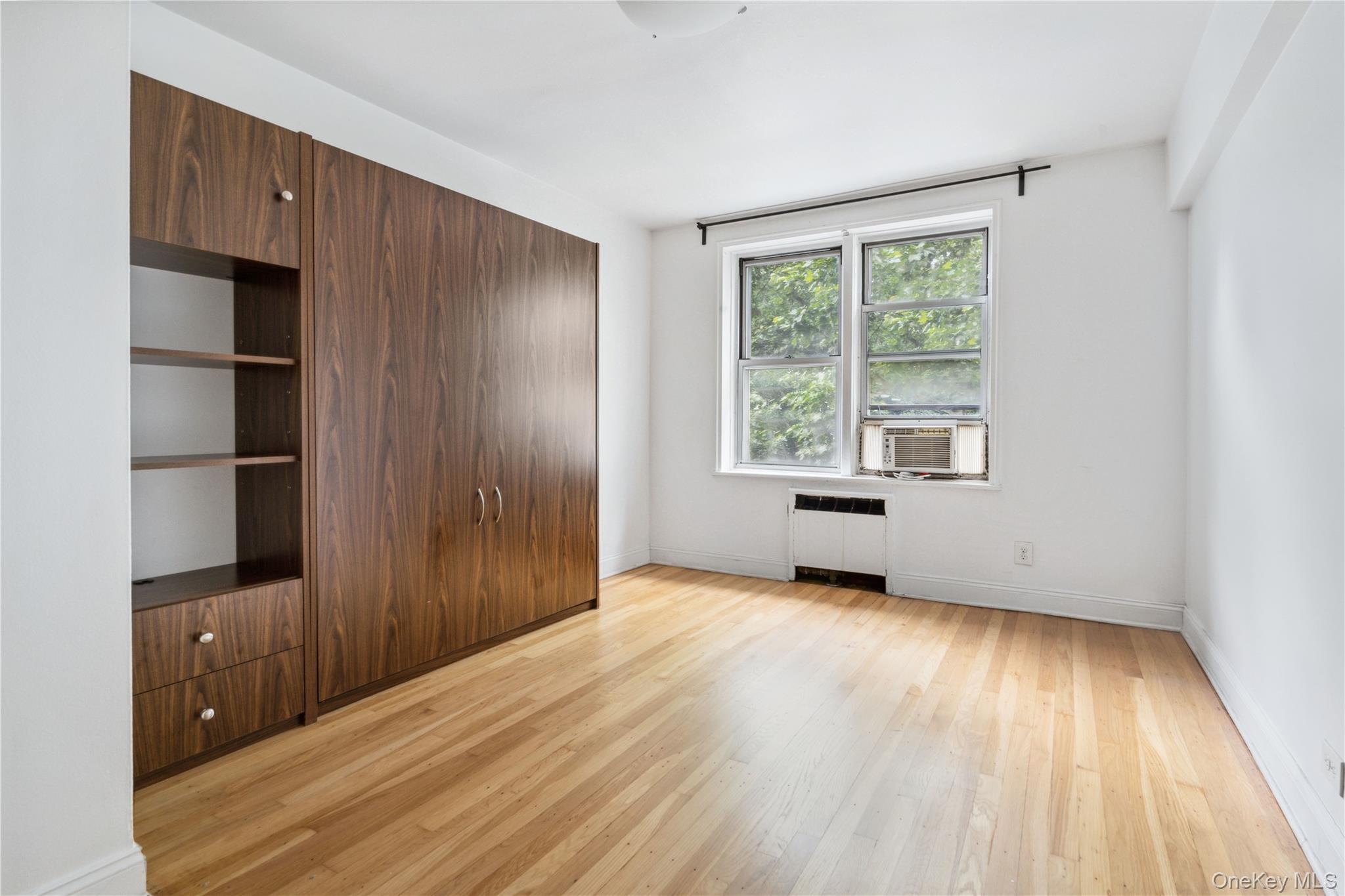 72-81 113th Streets Unit: 3V