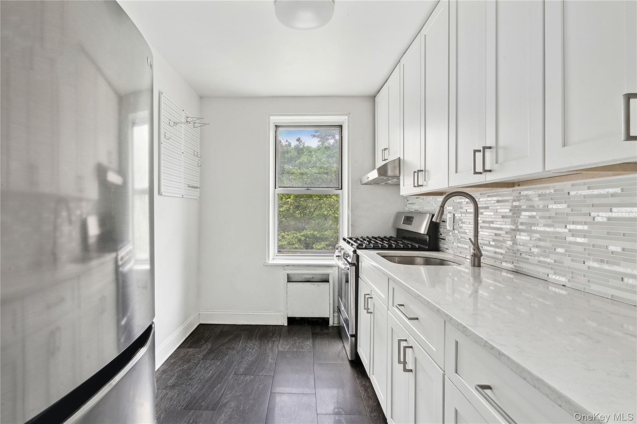 72-81 113th Streets Unit: 3V