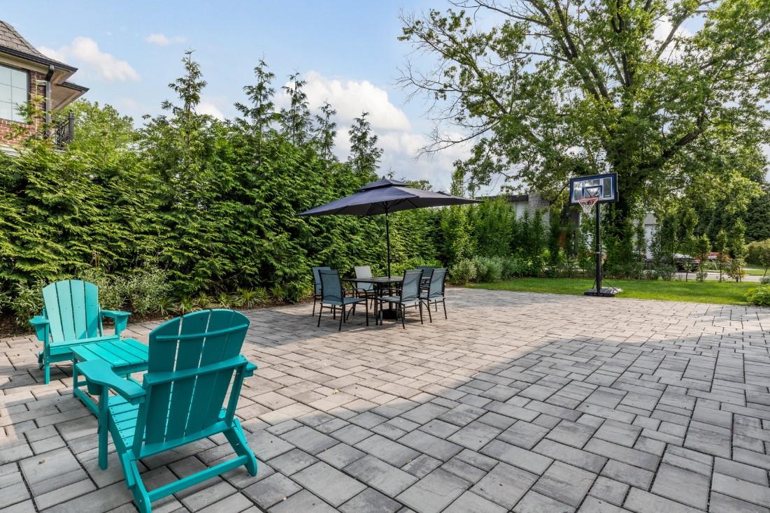 15 Gristmill Lane