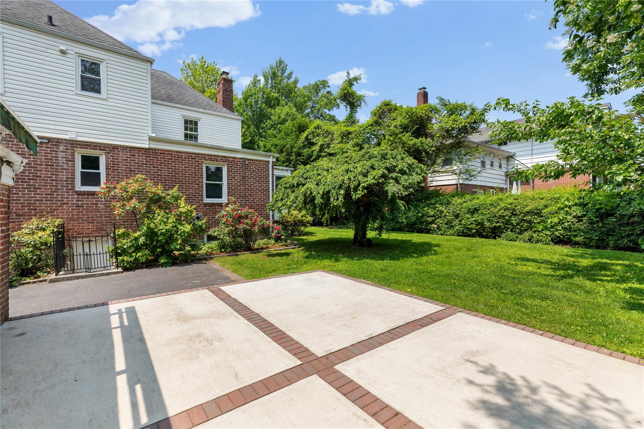 89 Clinch Avenue