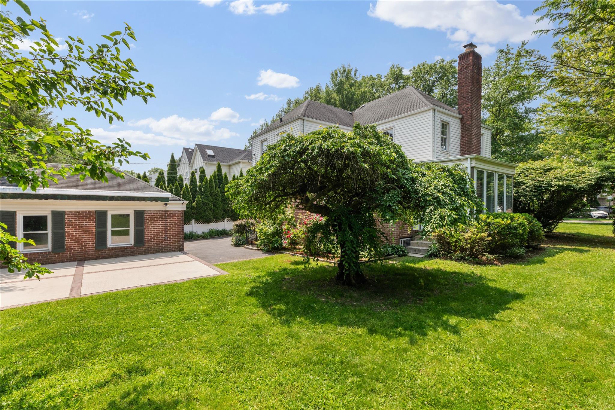 89 Clinch Avenue
