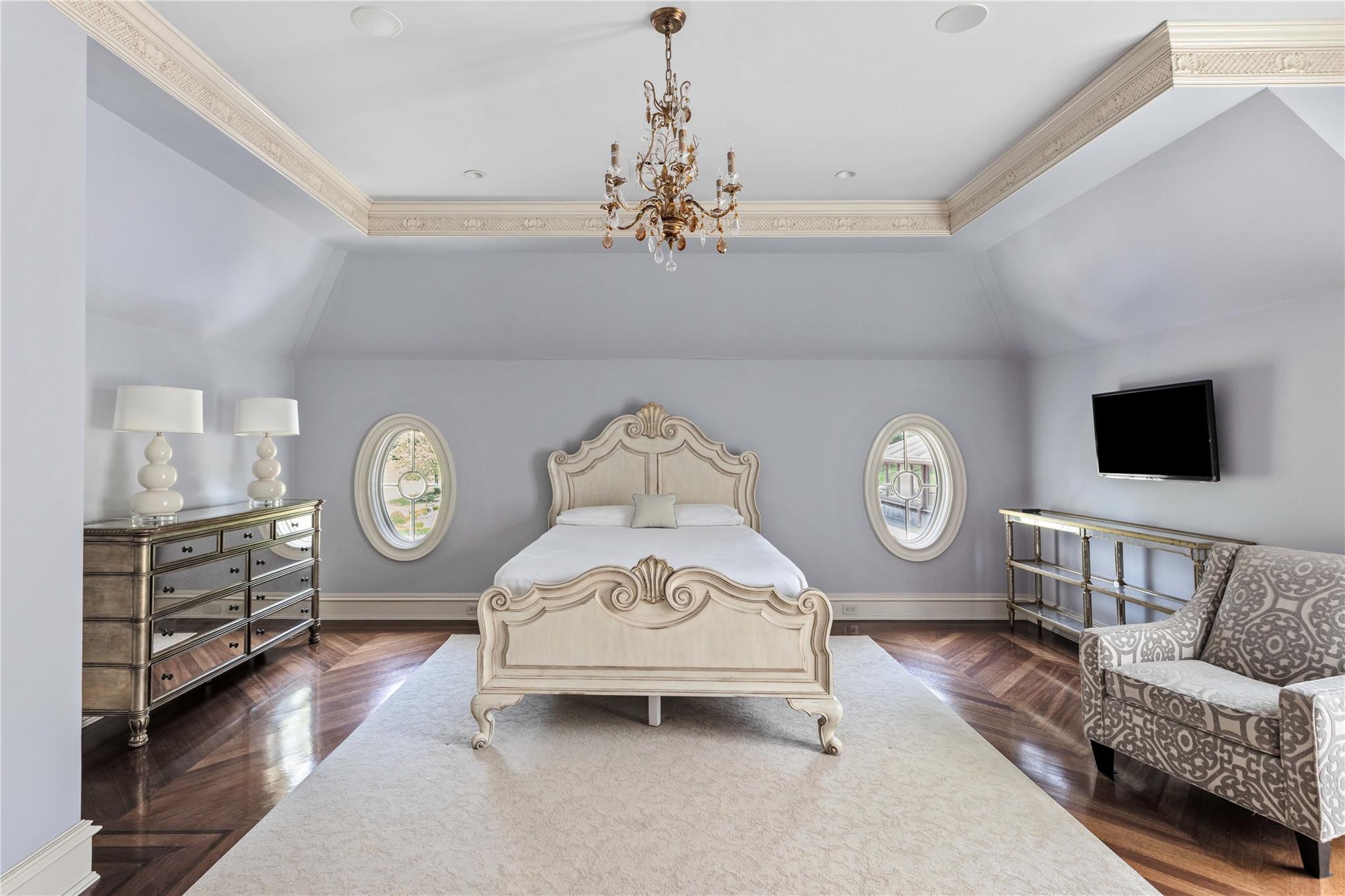 102 Horseshoe Road
