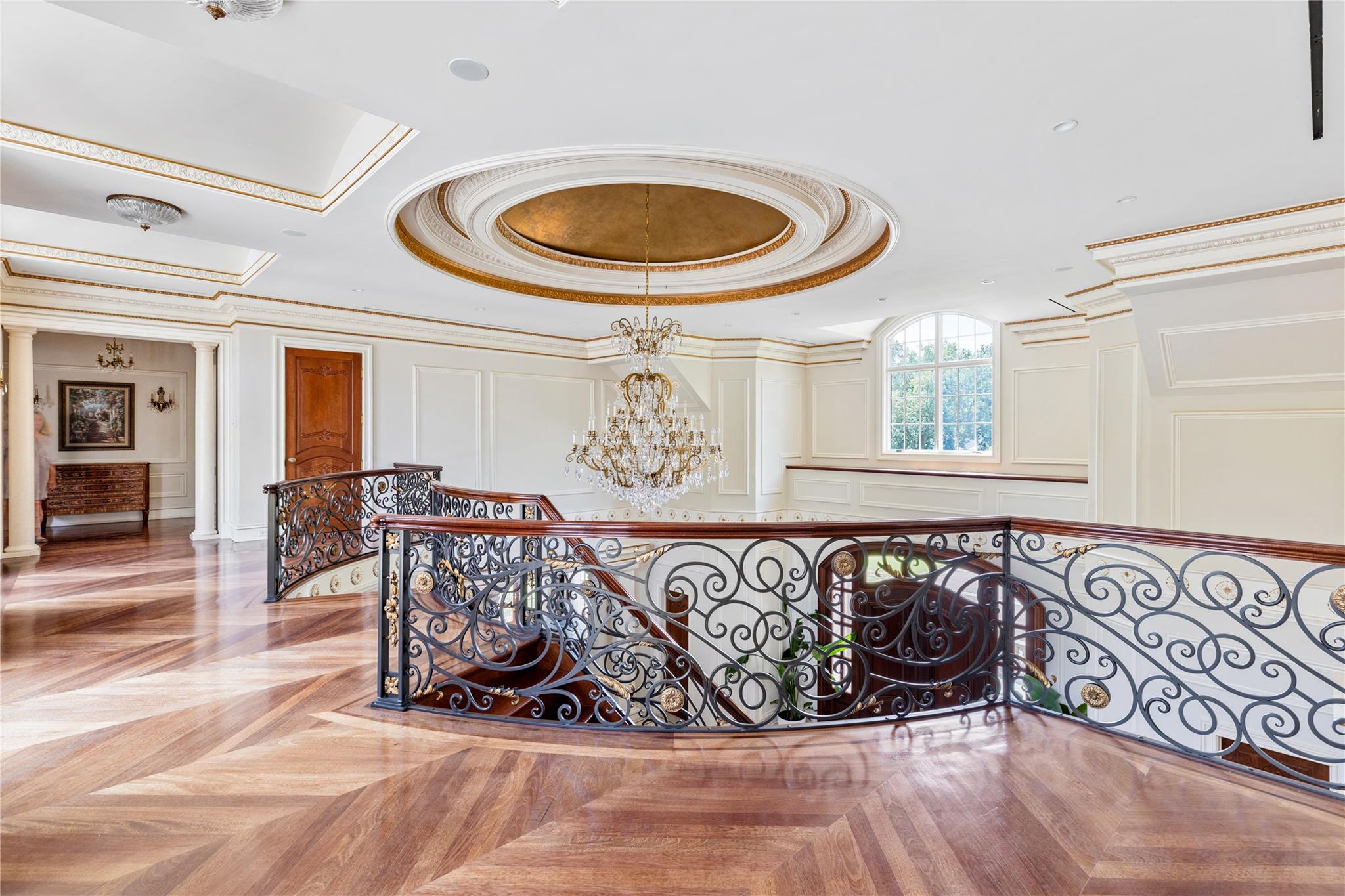 102 Horseshoe Road