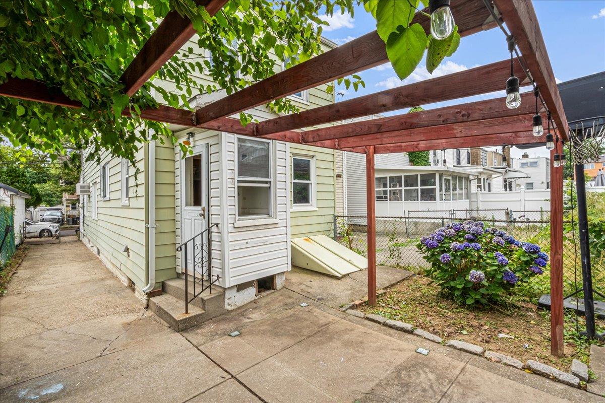 3337 204th Street